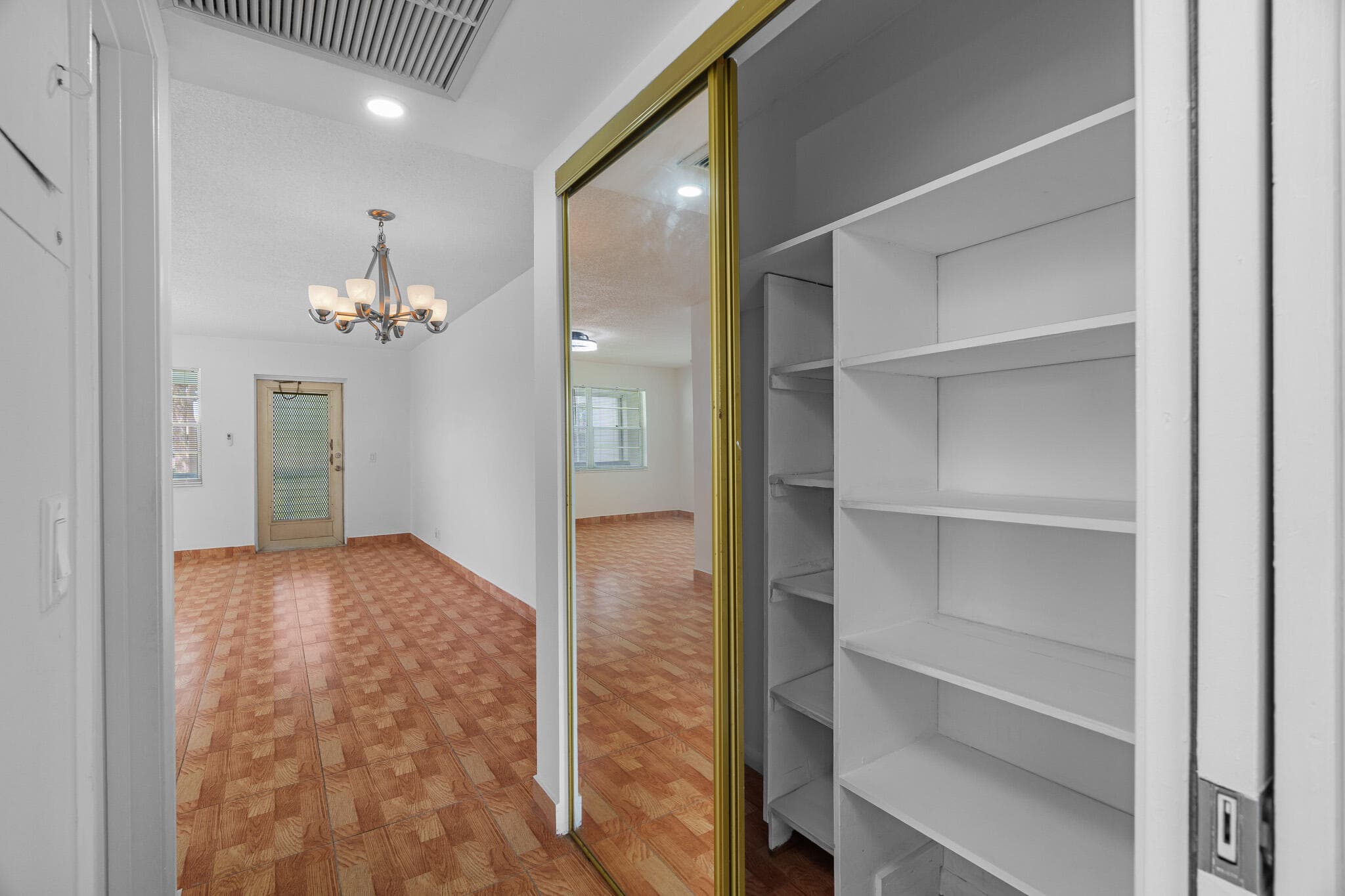 346 Windsor O, West Palm Beach, FL 33417 19