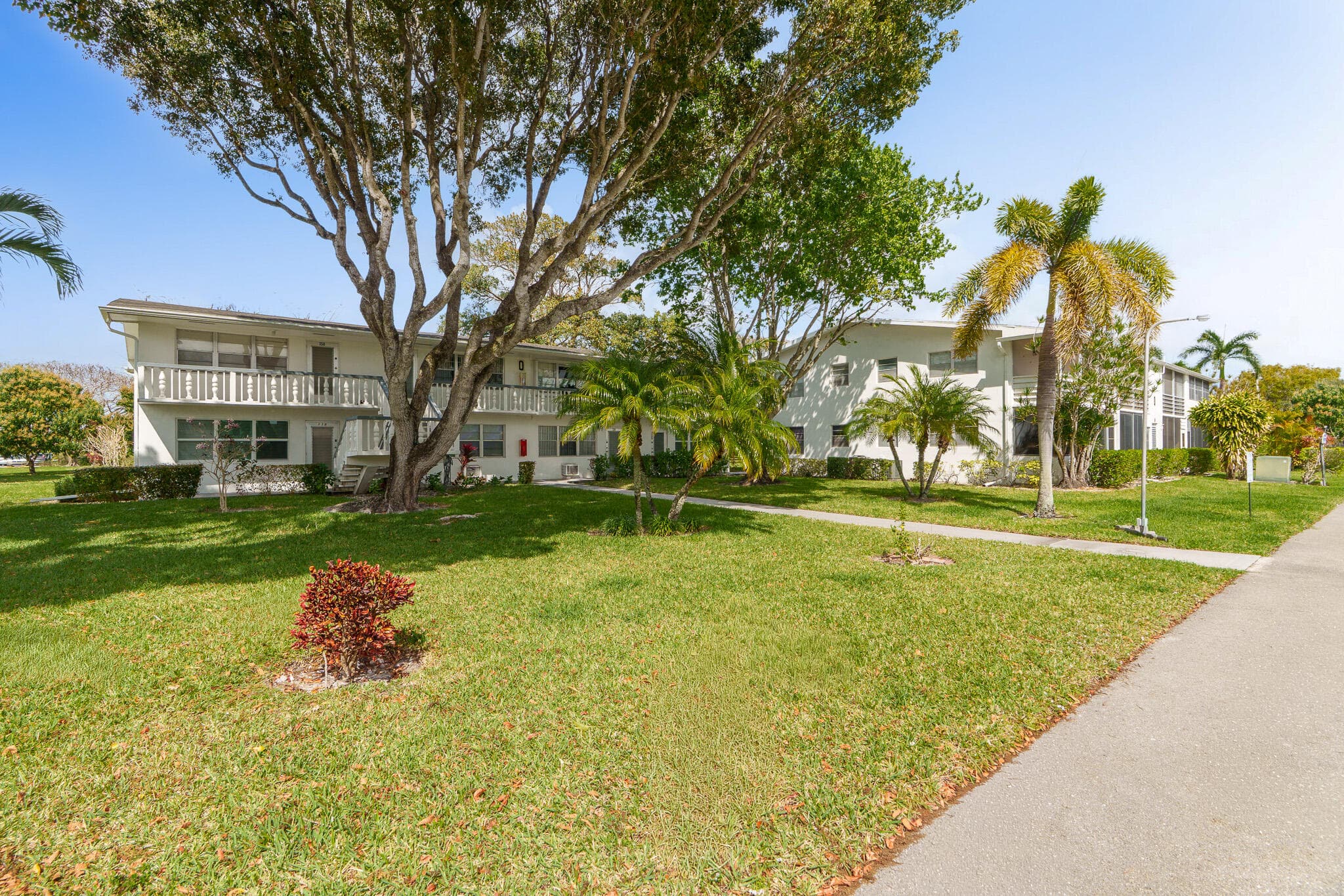346 Windsor O, West Palm Beach, FL 33417 34