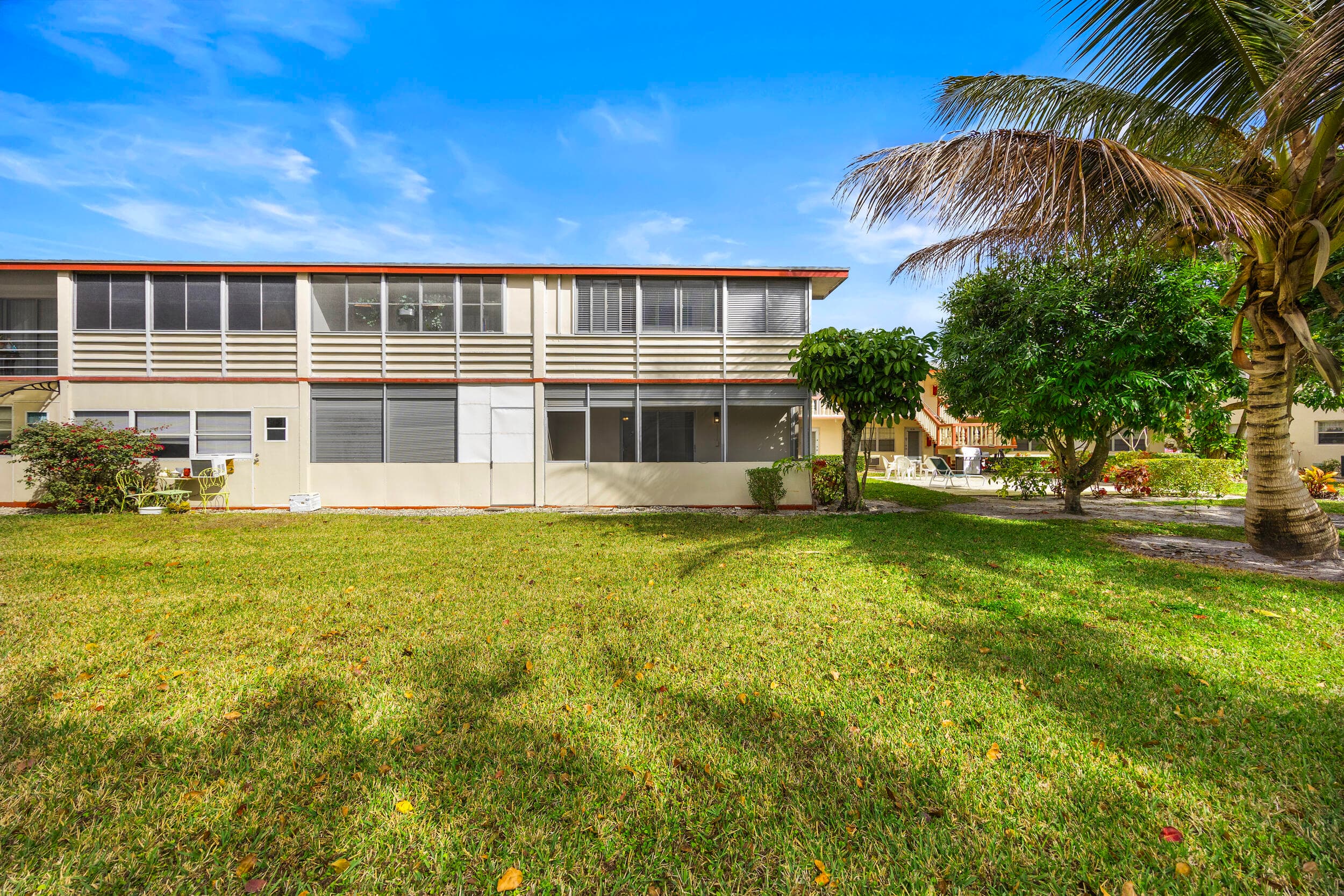 35 Sussex B, West Palm Beach, FL 33417 8