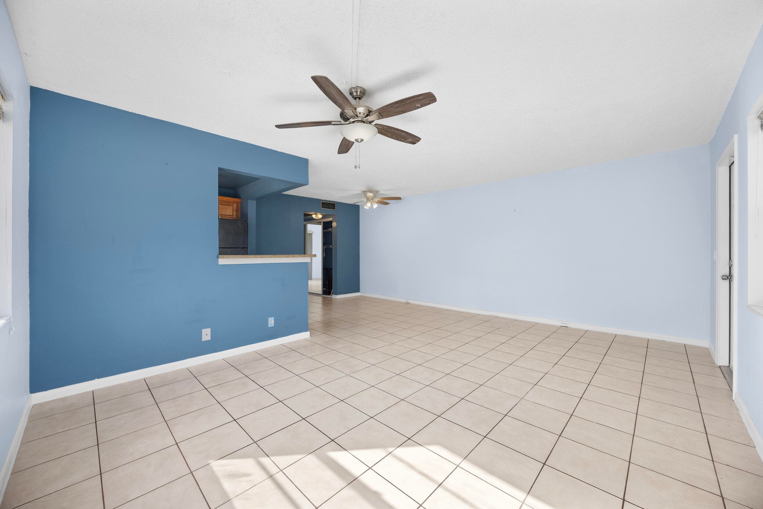 35 Sussex B, West Palm Beach, FL 33417 15