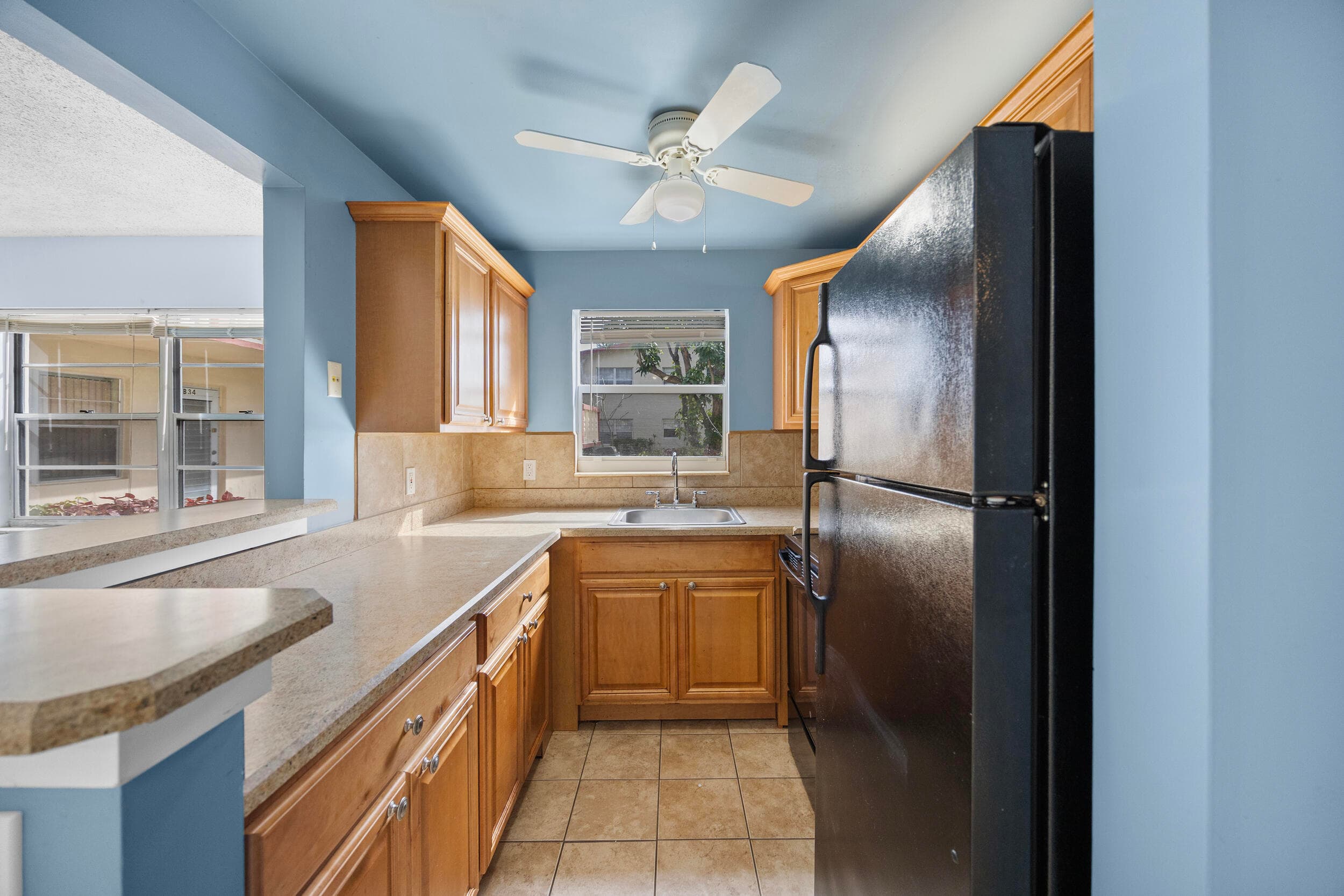 35 Sussex B, West Palm Beach, FL 33417 17