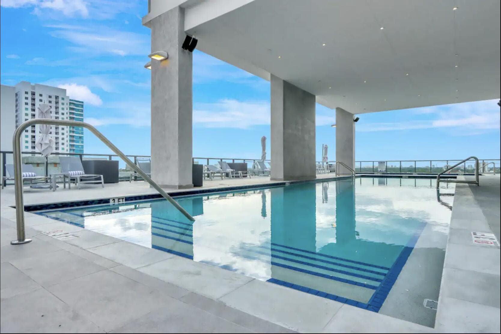 229 SW 9th Street 201, Miami, FL 33130 14