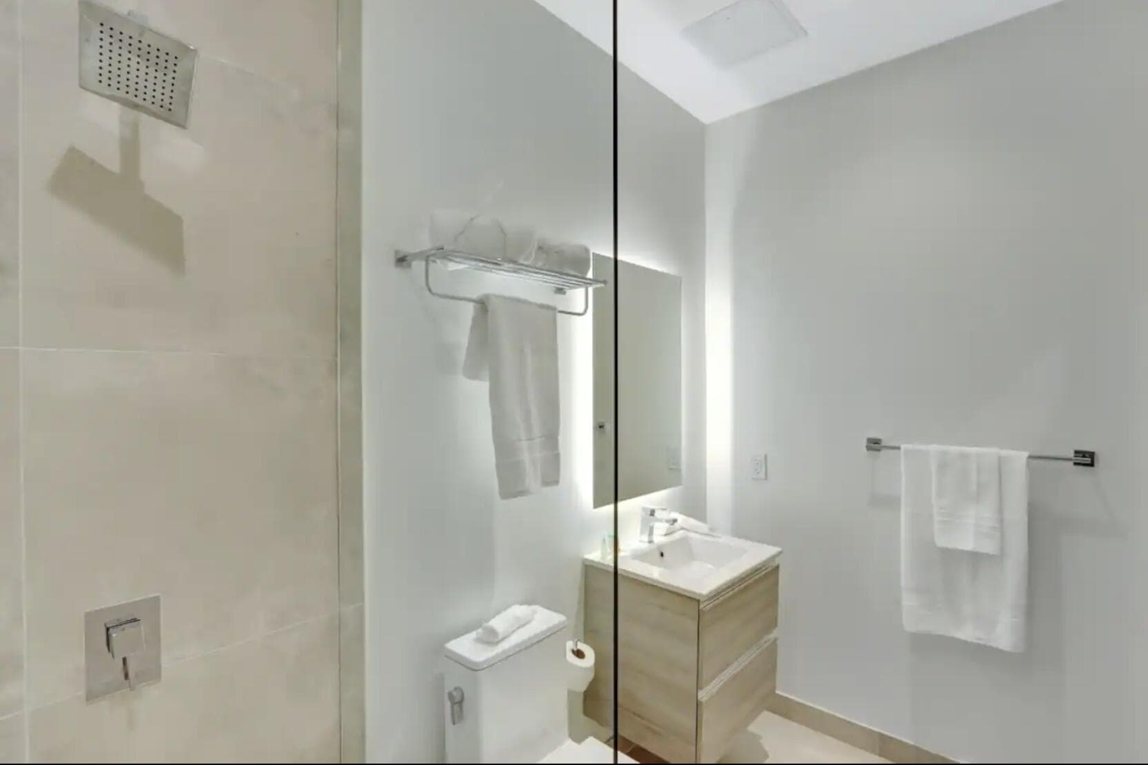 229 SW 9th Street 201, Miami, FL 33130 12