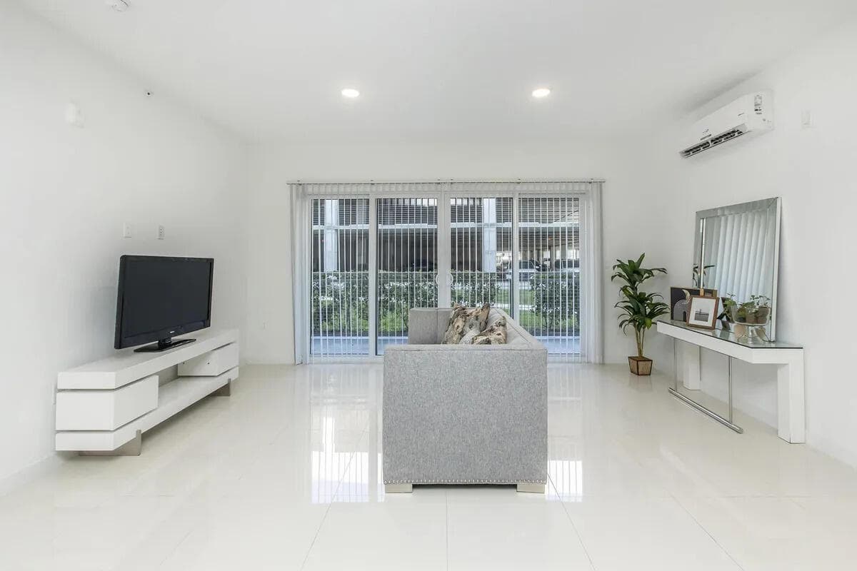 25885 S Dixie Highway, Homestead, FL 33032 6