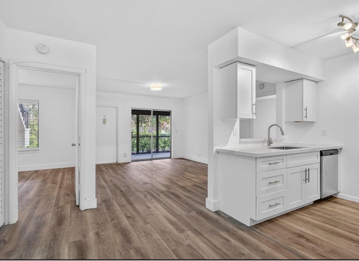 6258 Chasewood Drive C, Jupiter, FL 33458 2