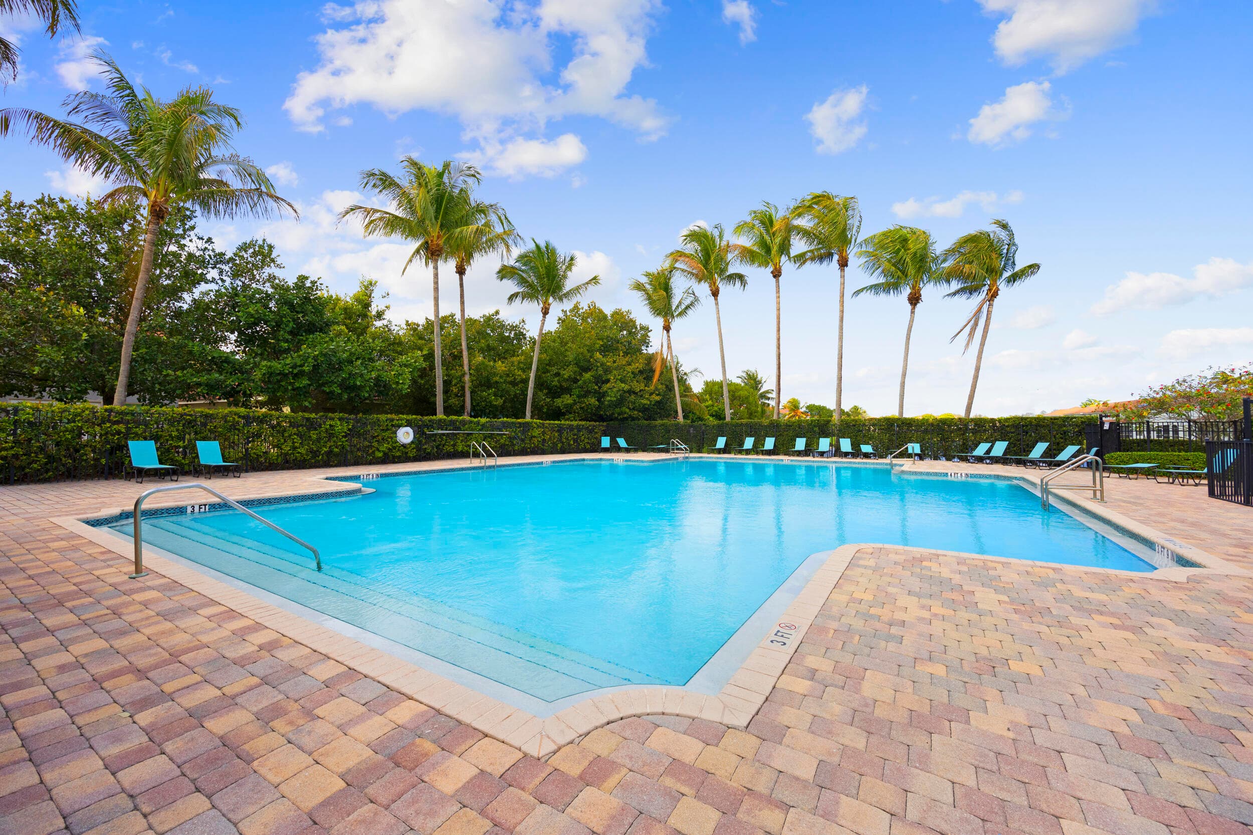 3069 Laurel Ridge Circle, Riviera Beach, FL 33404 34