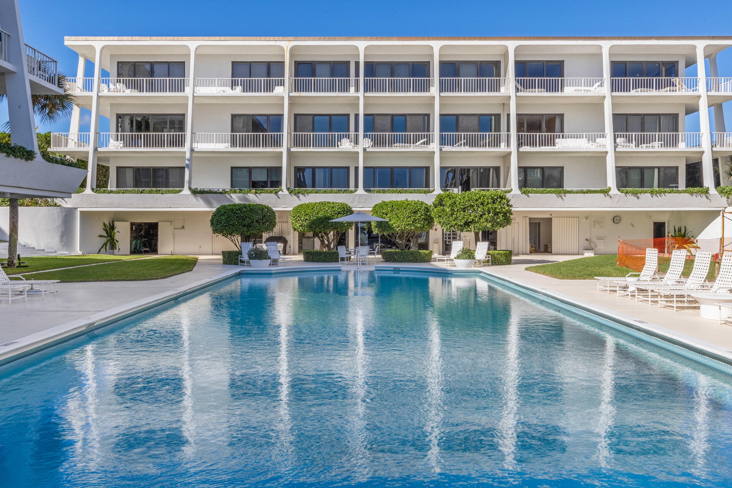 2275 S Ocean Boulevard 307a, Palm Beach, FL 33480 34
