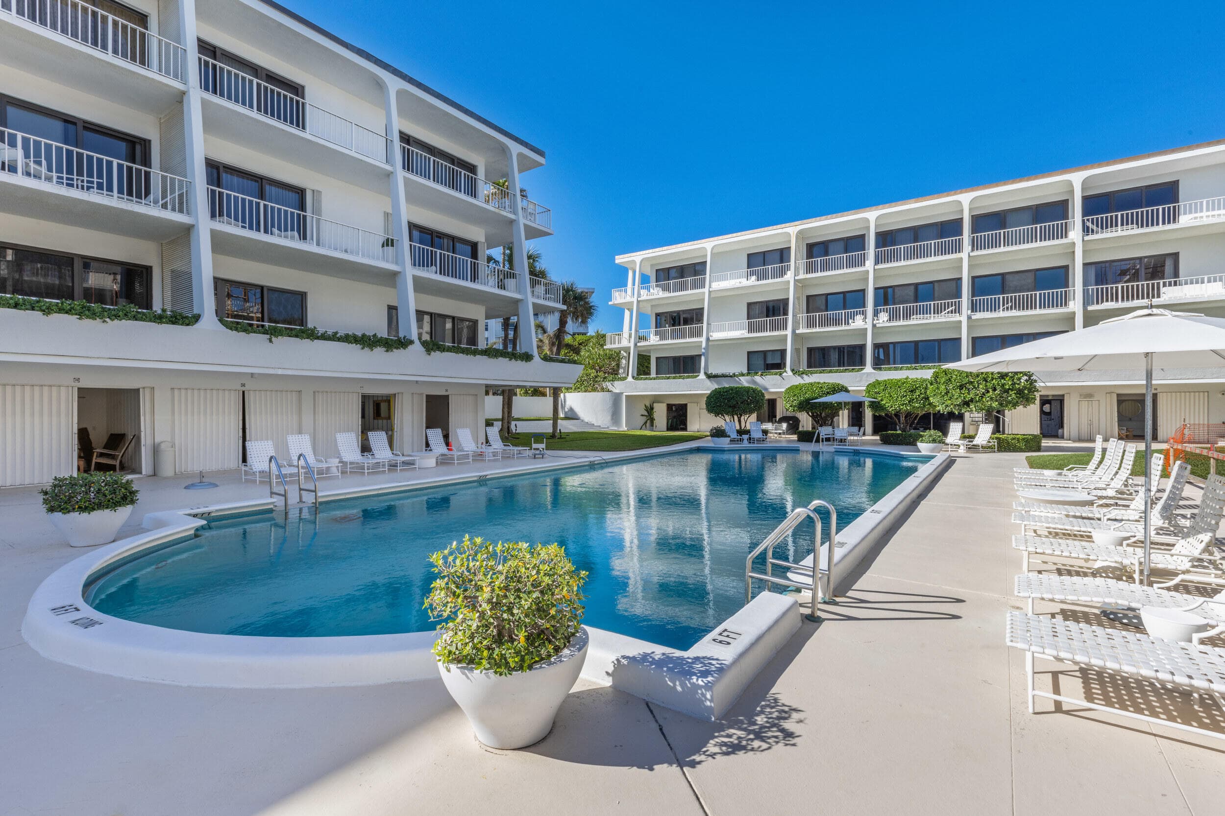 2275 S Ocean Boulevard 307a, Palm Beach, FL 33480 35