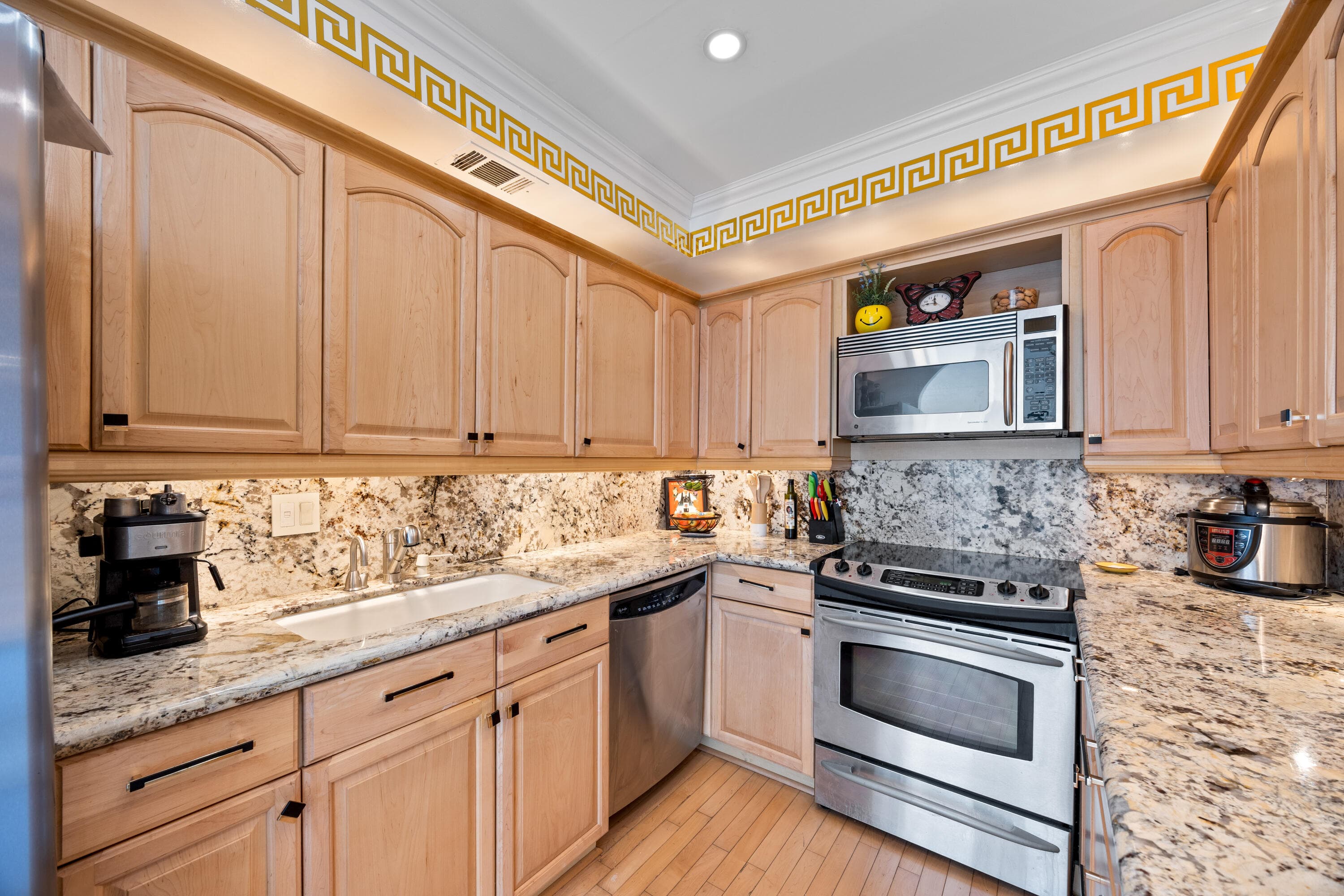 1985 S Ocean Drive Pha, Hallandale Beach, FL 33009 18