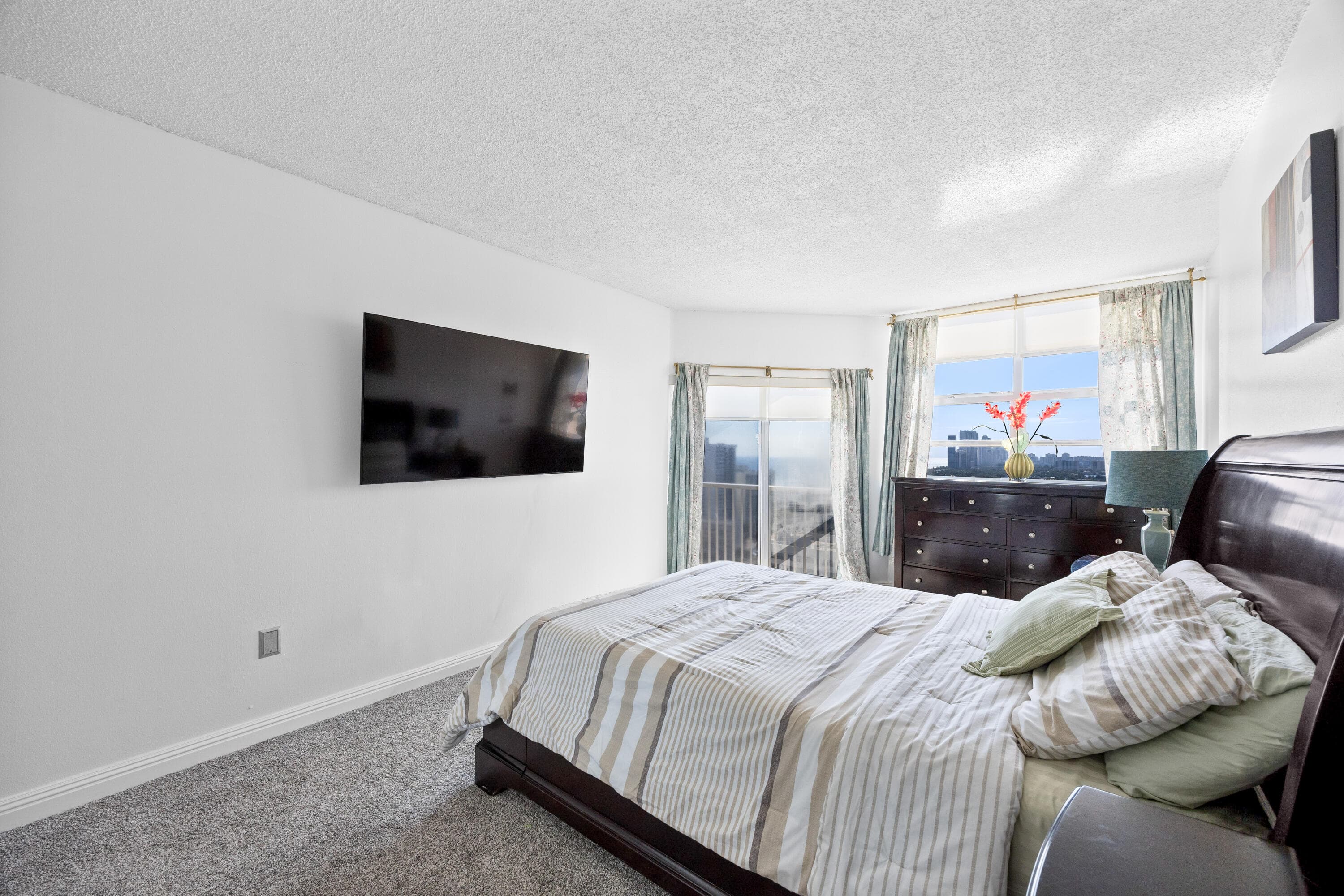 1985 S Ocean Drive Pha, Hallandale Beach, FL 33009 23