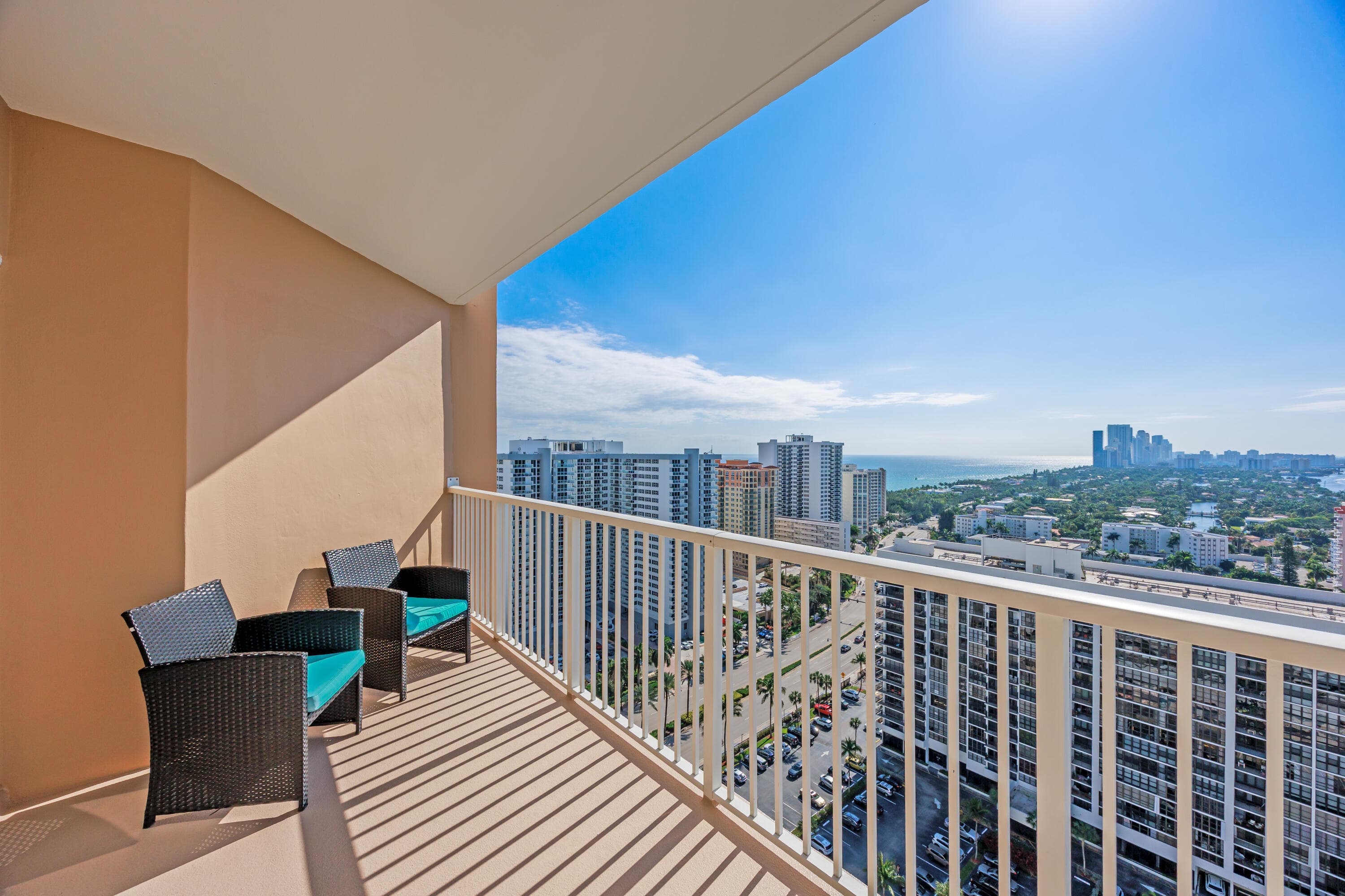 1985 S Ocean Drive Pha, Hallandale Beach, FL 33009 7