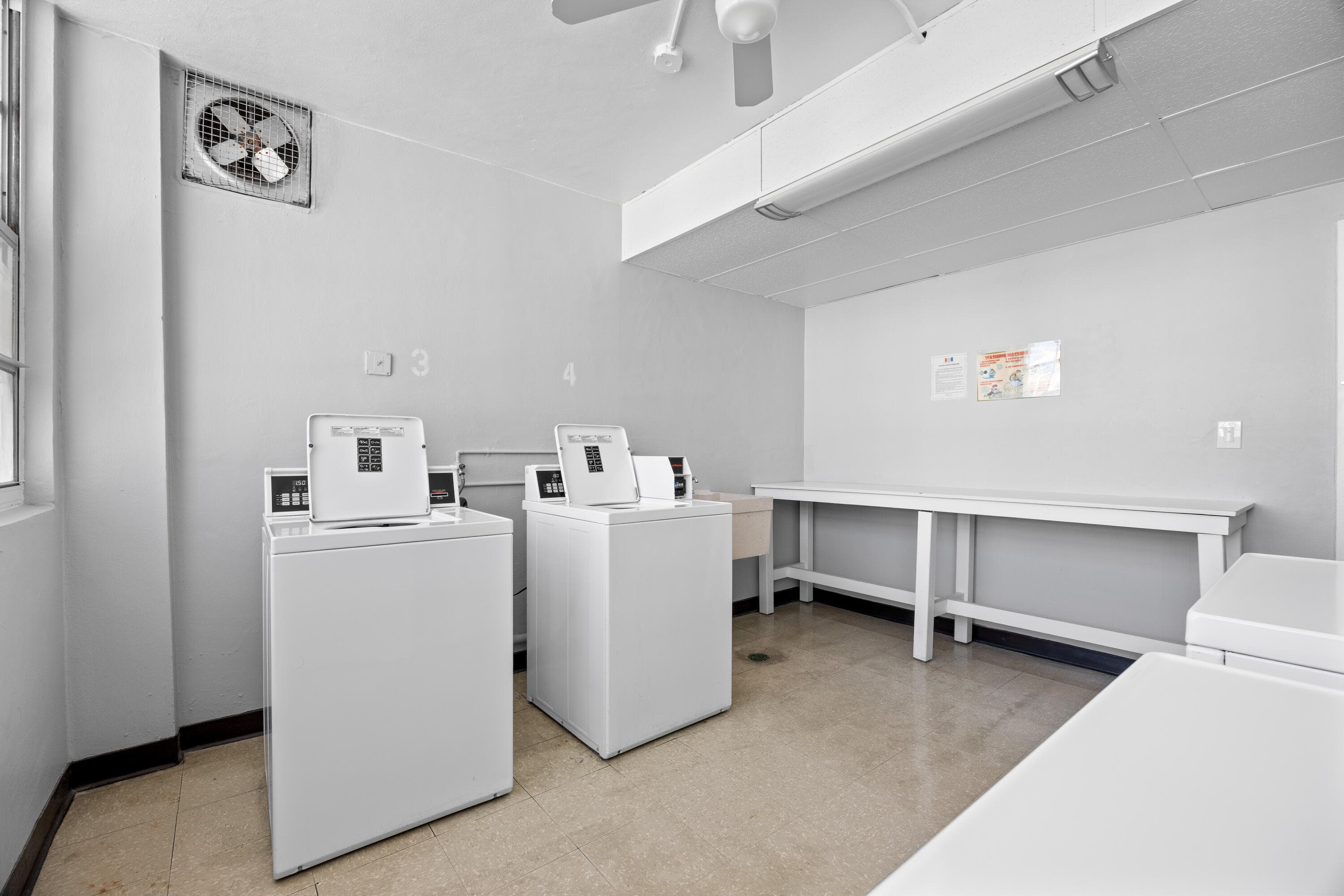1985 S Ocean Drive Pha, Hallandale Beach, FL 33009 35