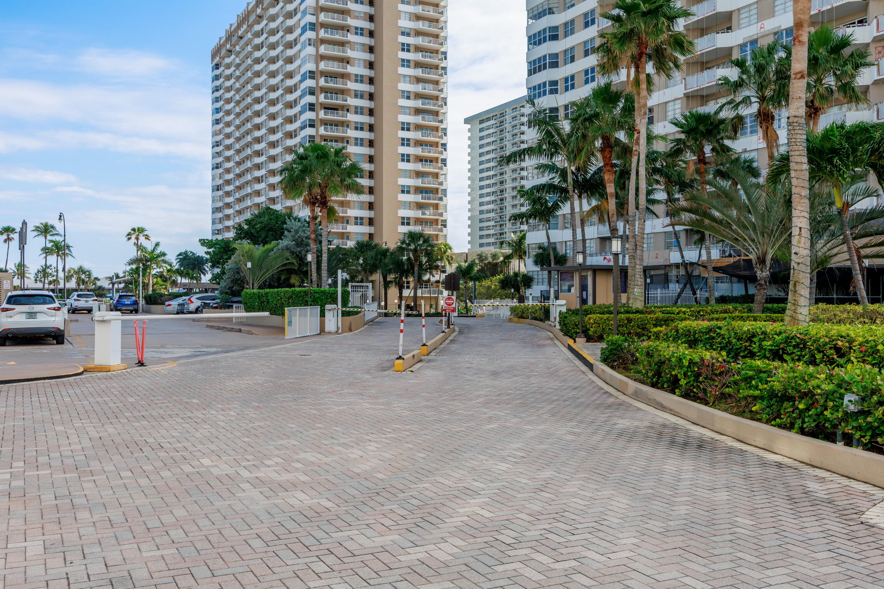 1985 S Ocean Drive Pha, Hallandale Beach, FL 33009 49