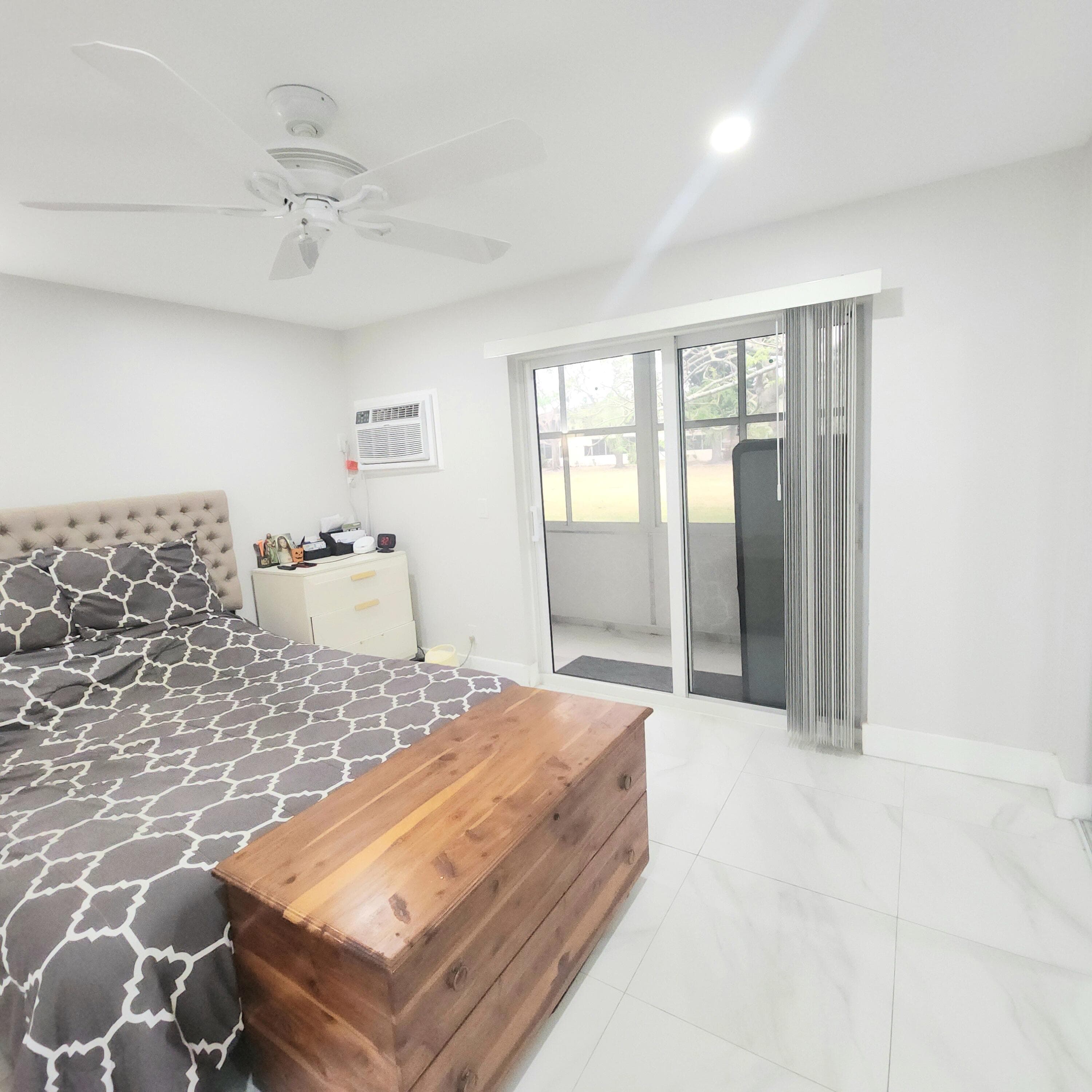 167 Sussex I, West Palm Beach, FL 33417 16