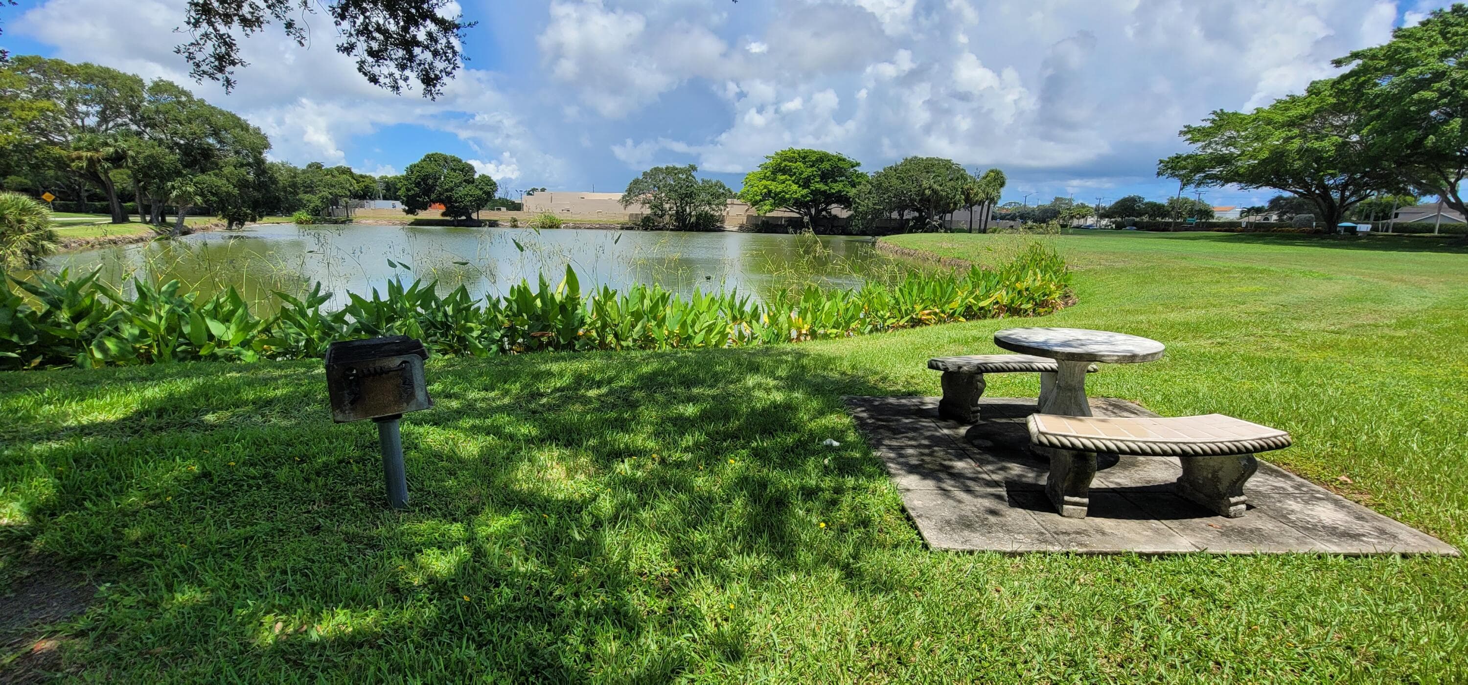 1509 Meadows Circle W, Boynton Beach, FL 33436 18