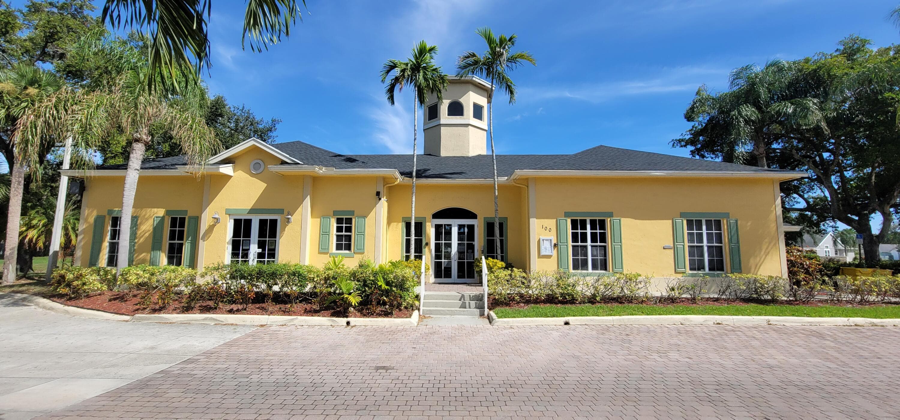 1509 Meadows Circle W, Boynton Beach, FL 33436 23