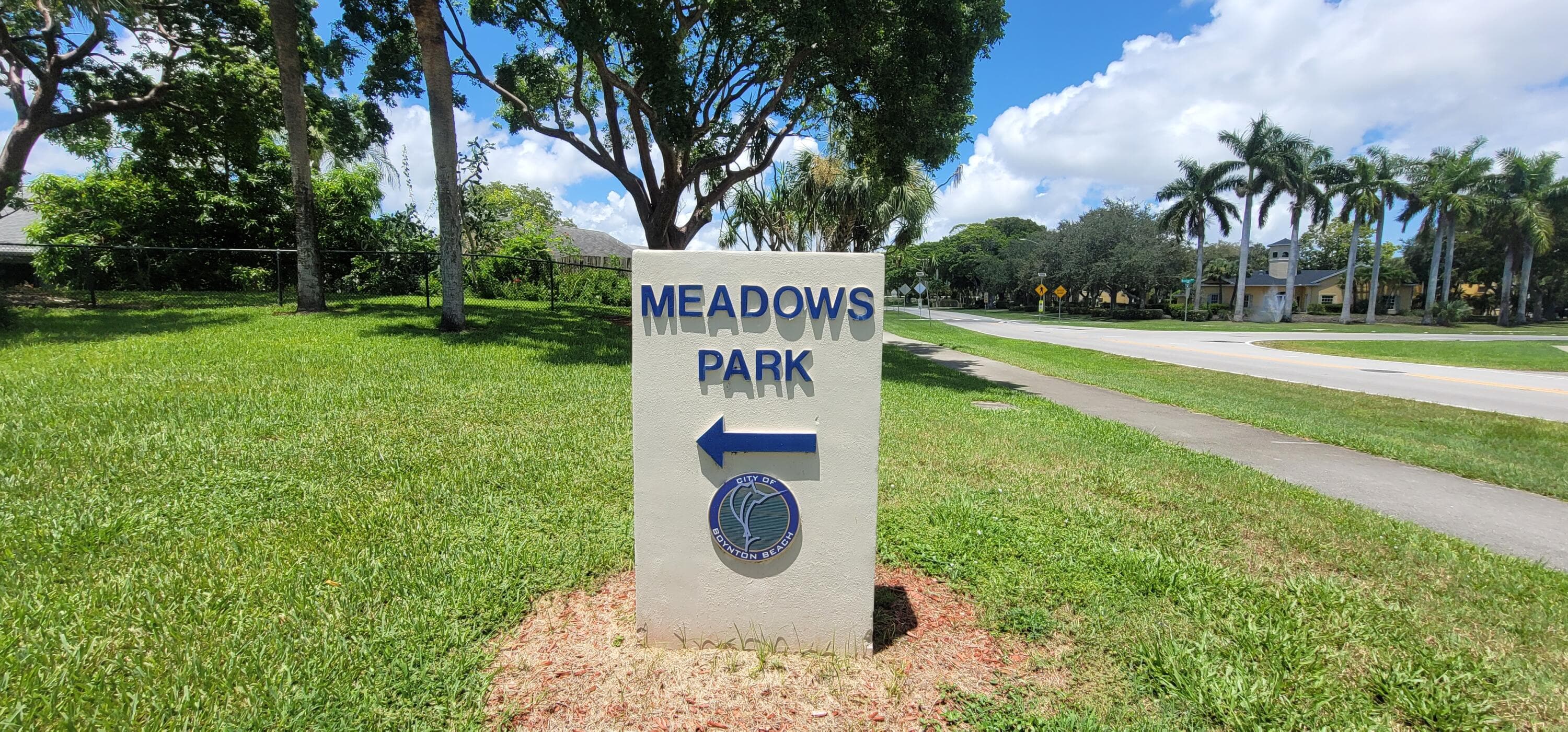 1509 Meadows Circle W, Boynton Beach, FL 33436 24