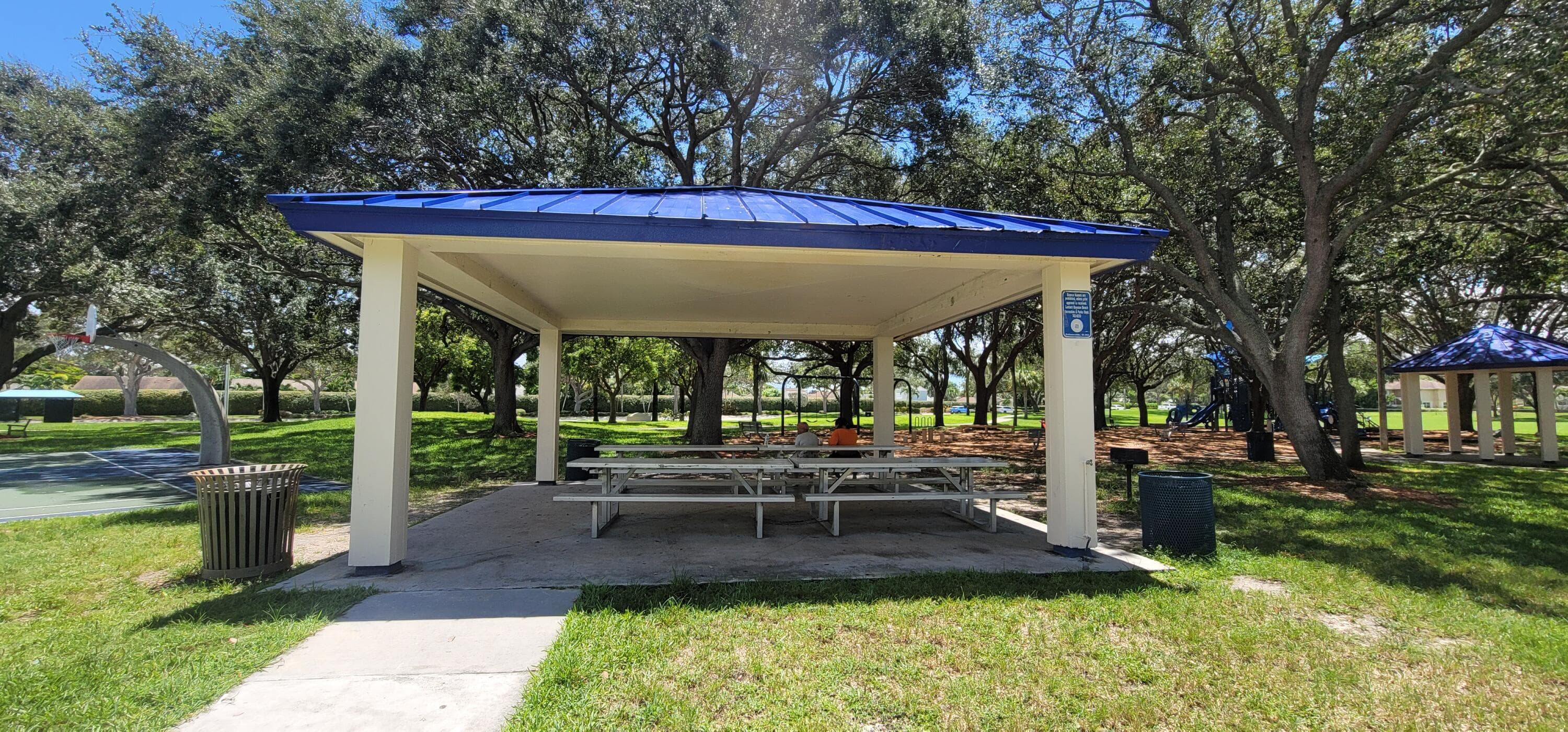 1509 Meadows Circle W, Boynton Beach, FL 33436 29
