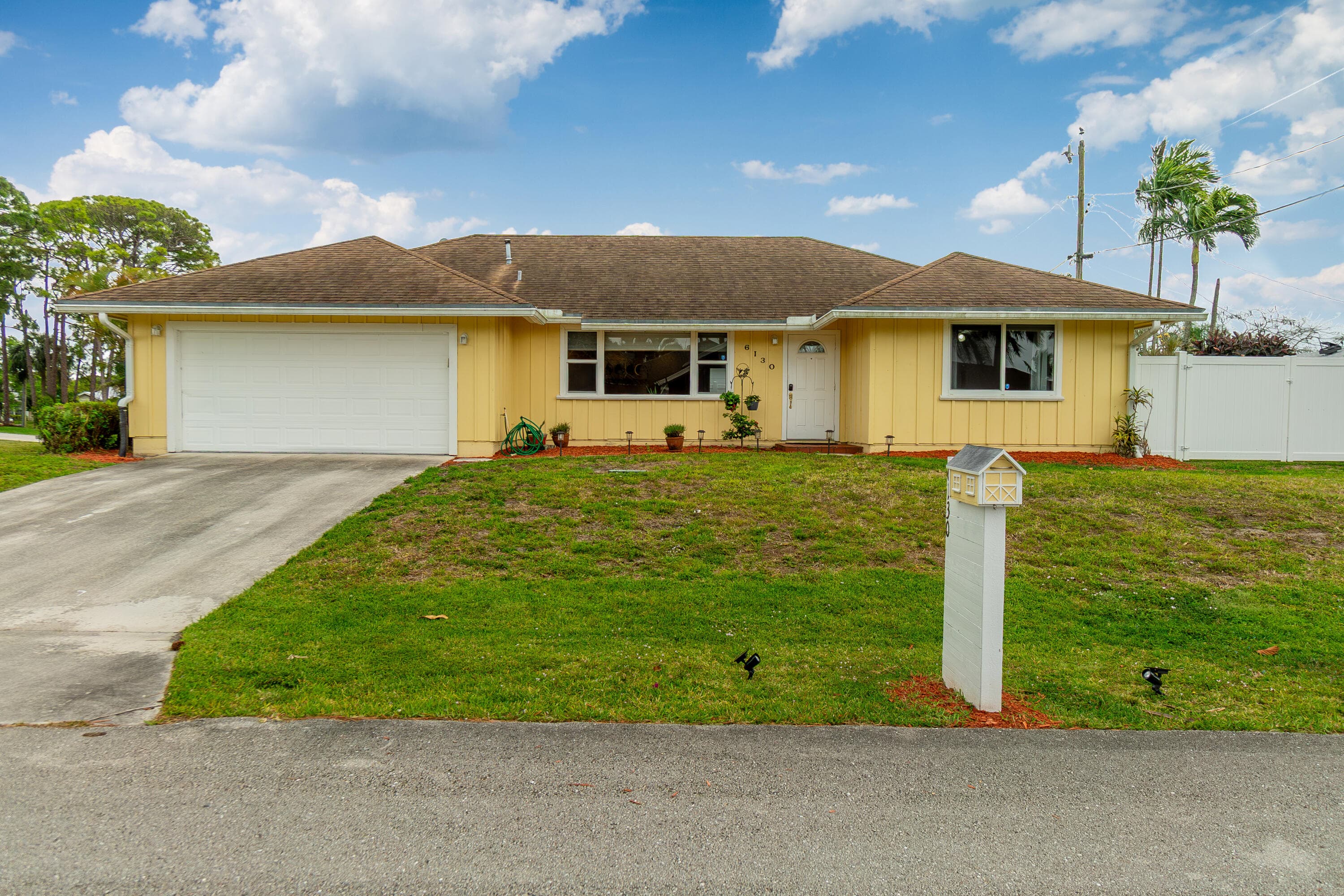 6130 Francis Street, Jupiter, FL 33458 2