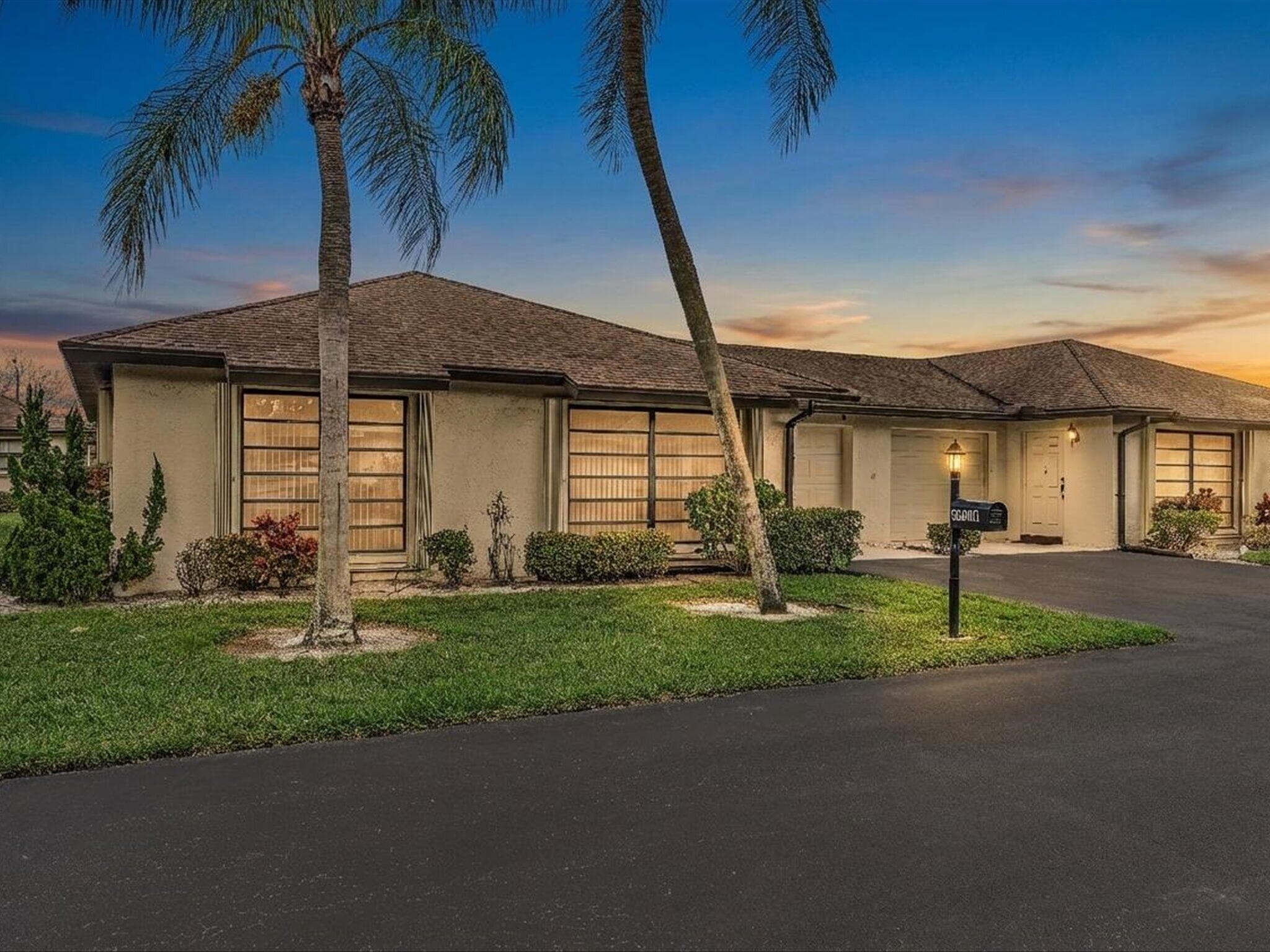 4951 Equestrian Circle A, Boynton Beach, FL 33436