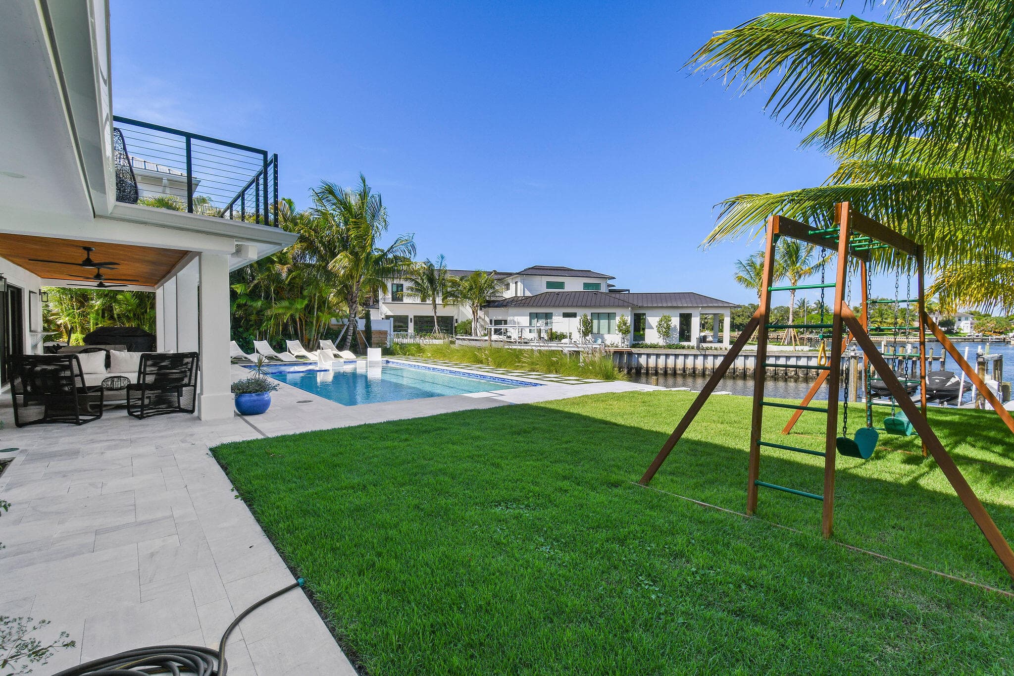 12880 S Shore Drive, Palm Beach Gardens, FL 33410 42