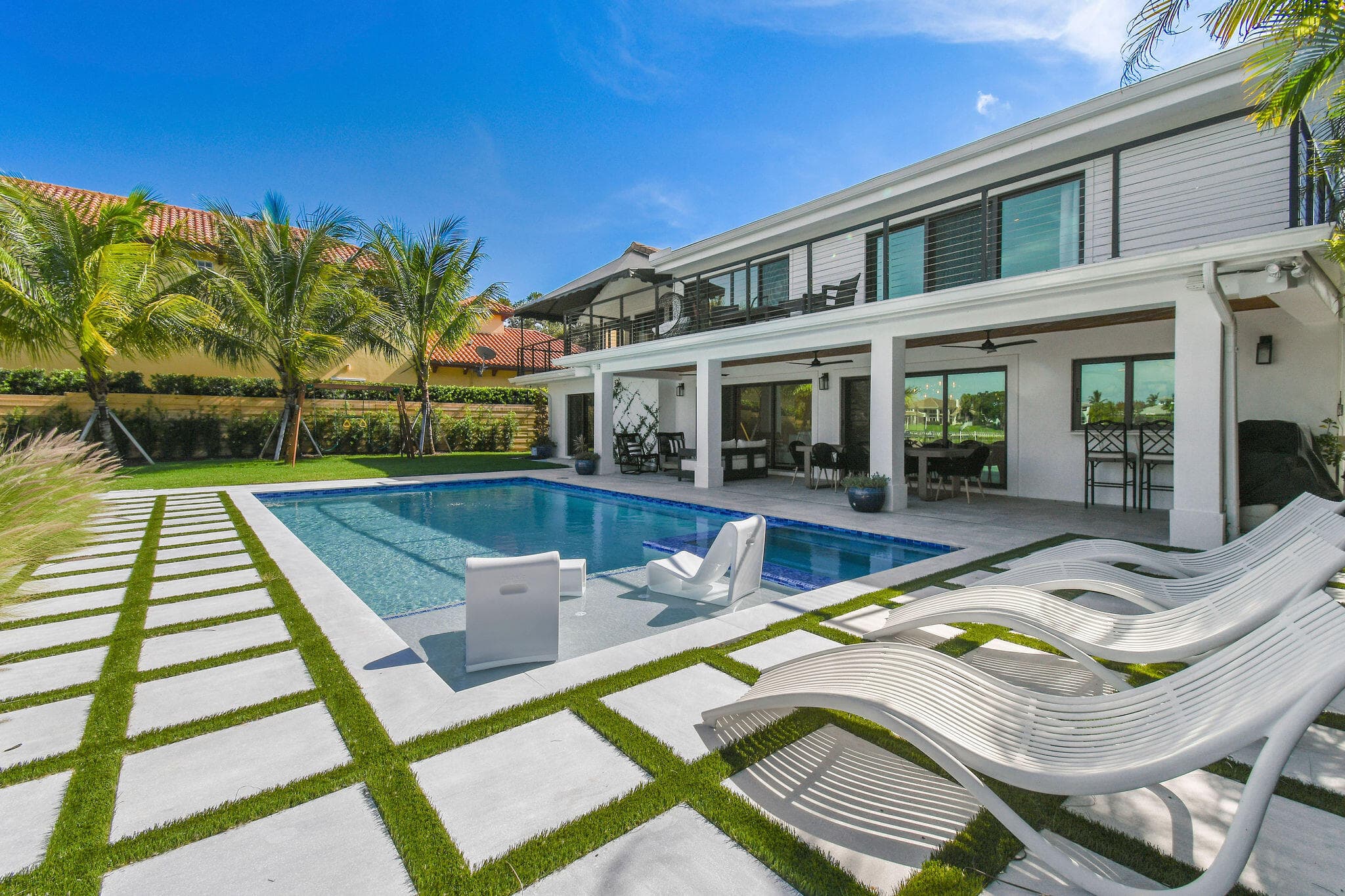 12880 S Shore Drive, Palm Beach Gardens, FL 33410 43