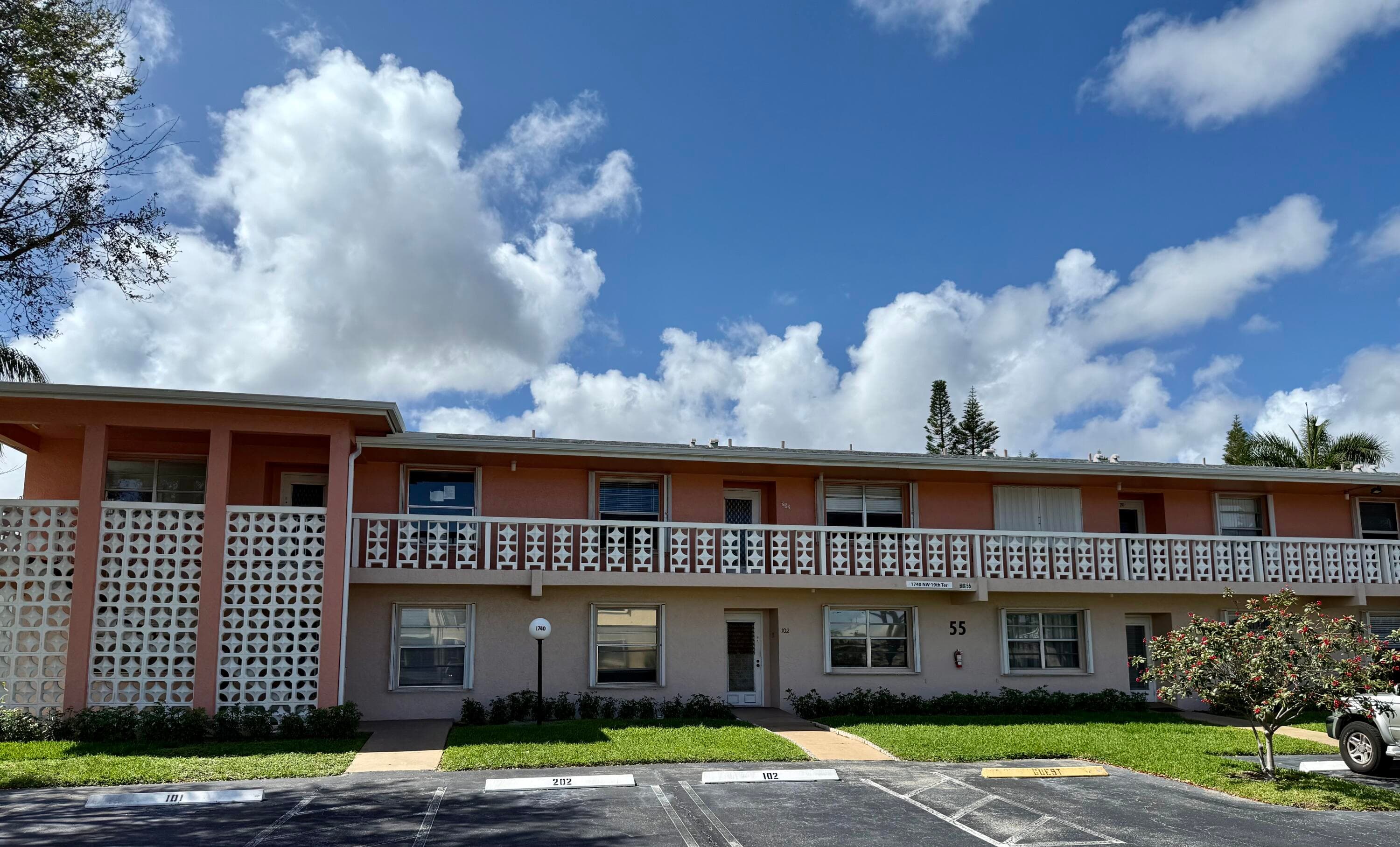 1740 NW 19th Terrace 202, Delray Beach, FL 33445 30