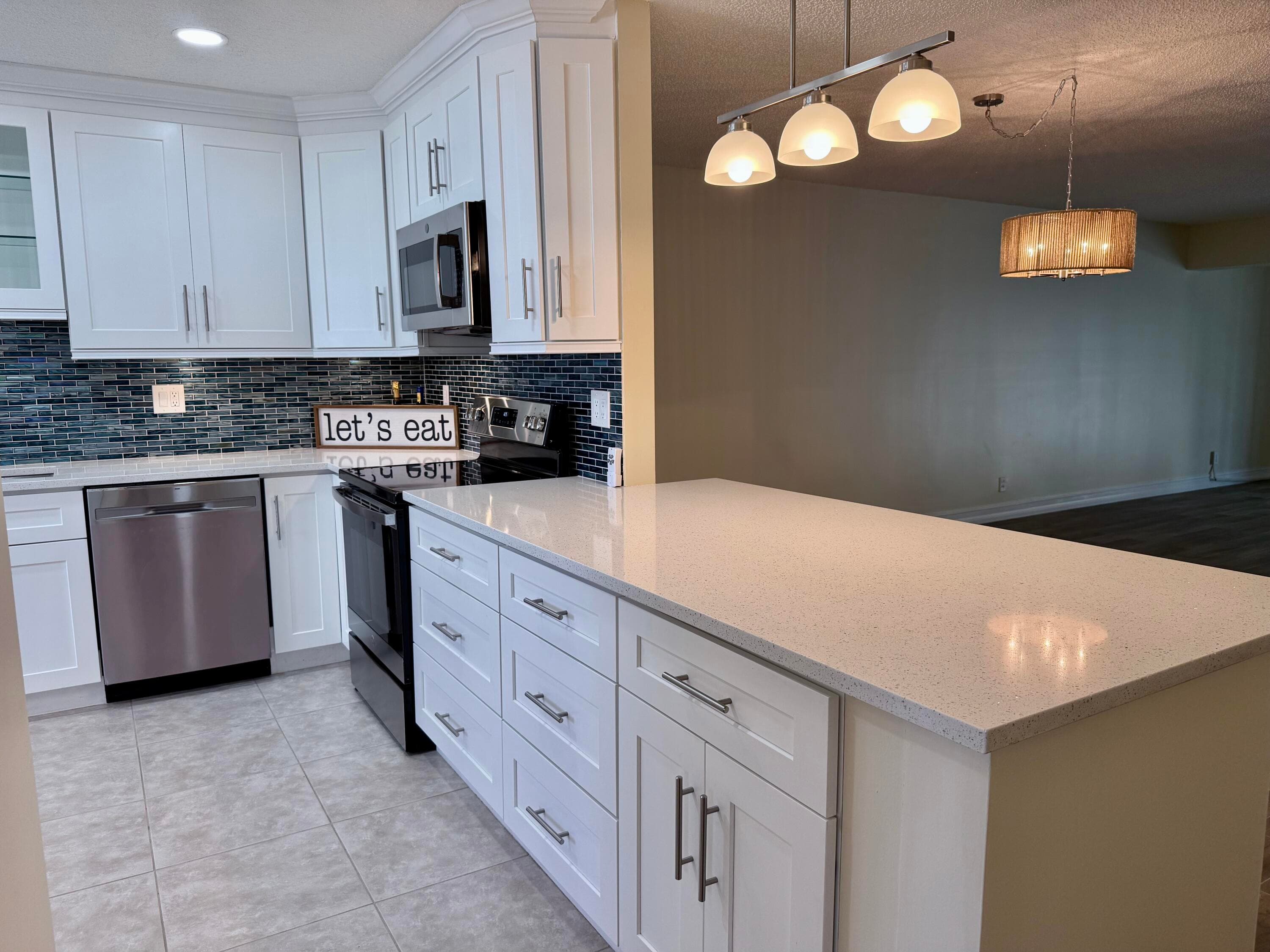 1740 NW 19th Terrace 202, Delray Beach, FL 33445 6