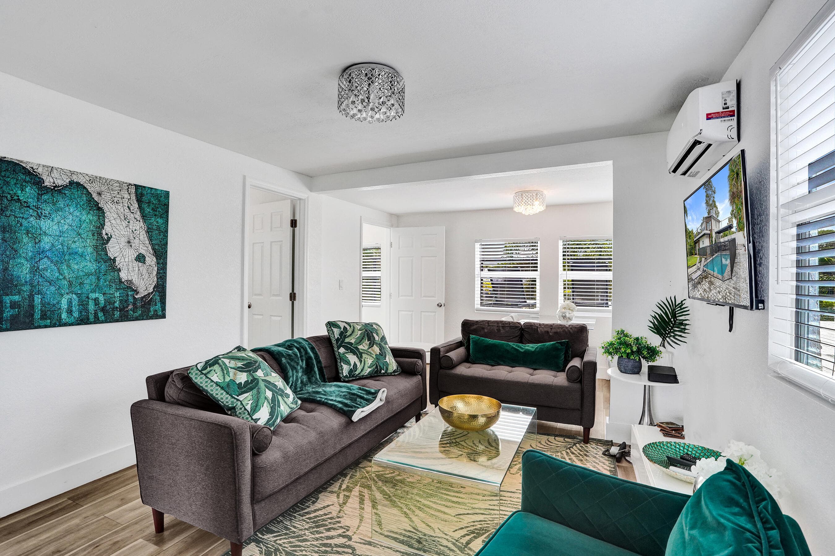 311 SE 3rd Avenue, Delray Beach, FL 33483 12