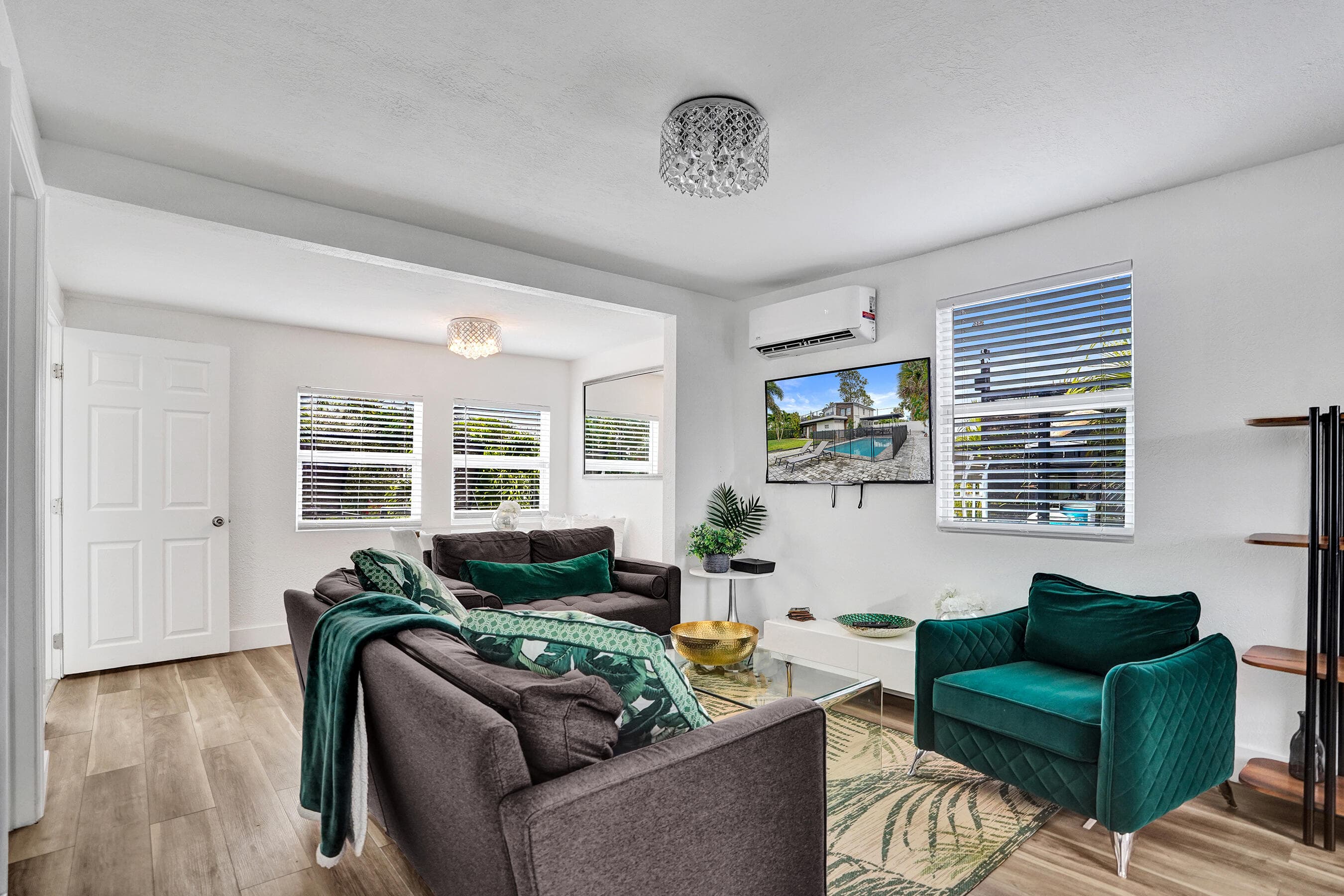 311 SE 3rd Avenue, Delray Beach, FL 33483 13