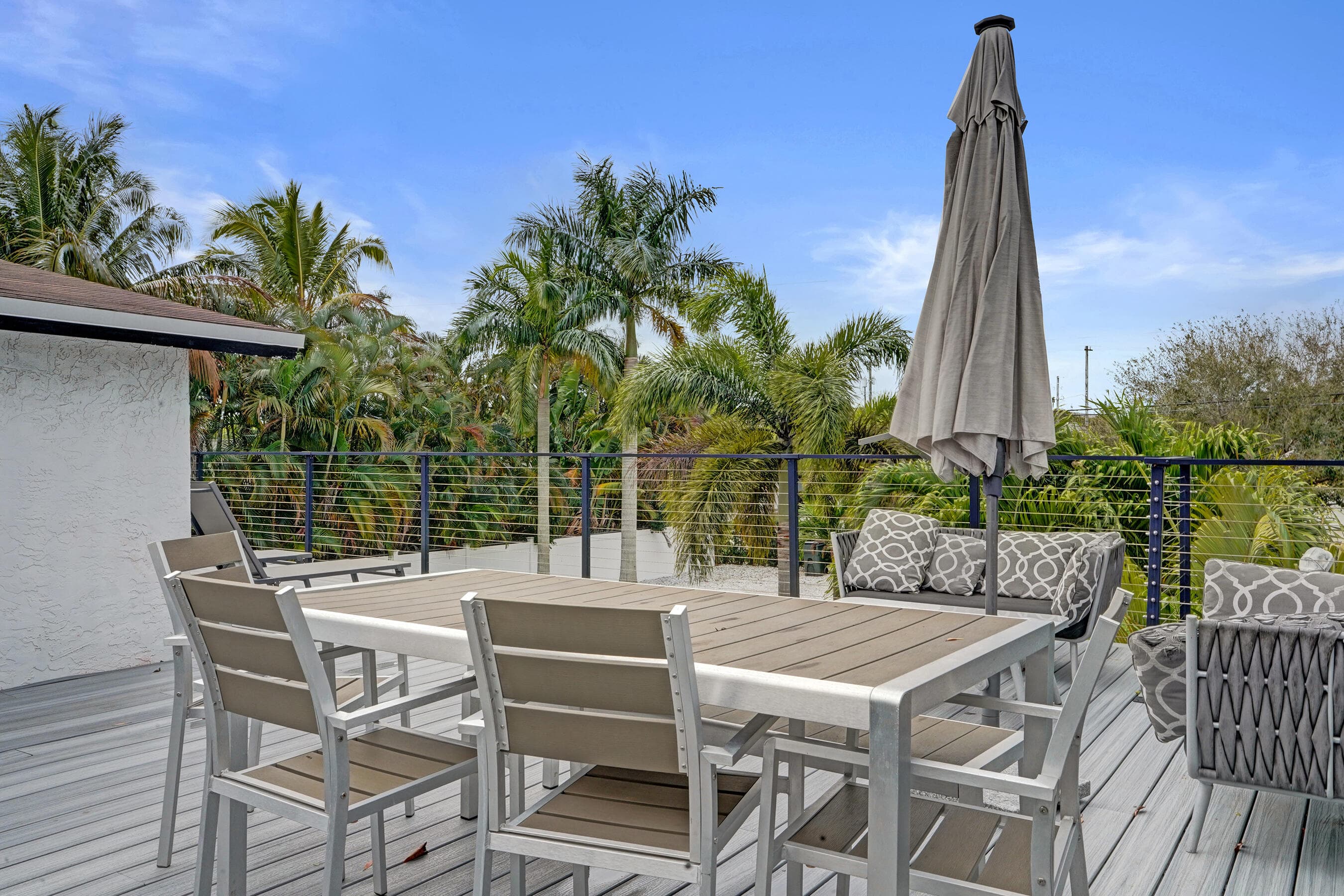 311 SE 3rd Avenue, Delray Beach, FL 33483 27