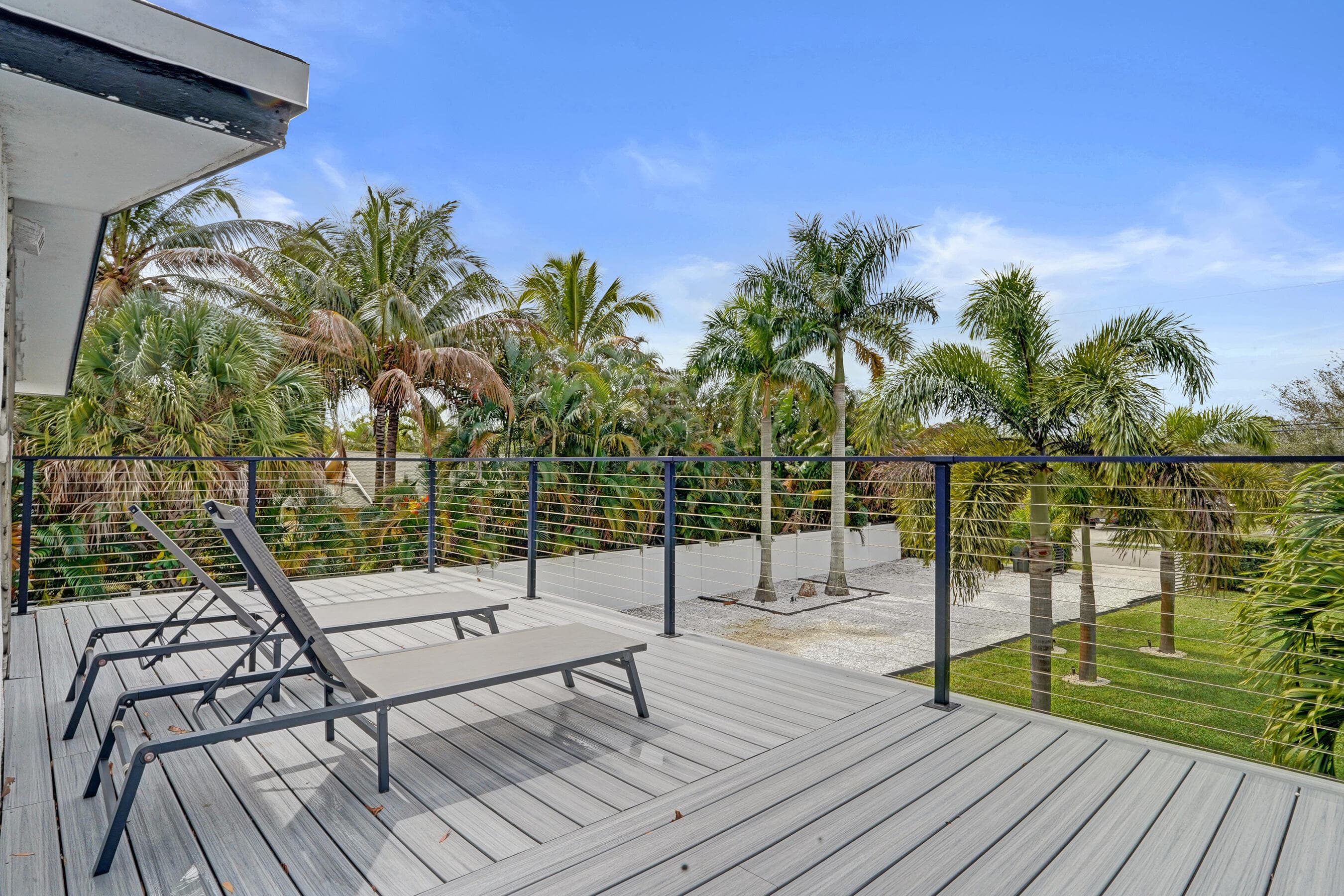 311 SE 3rd Avenue, Delray Beach, FL 33483 30
