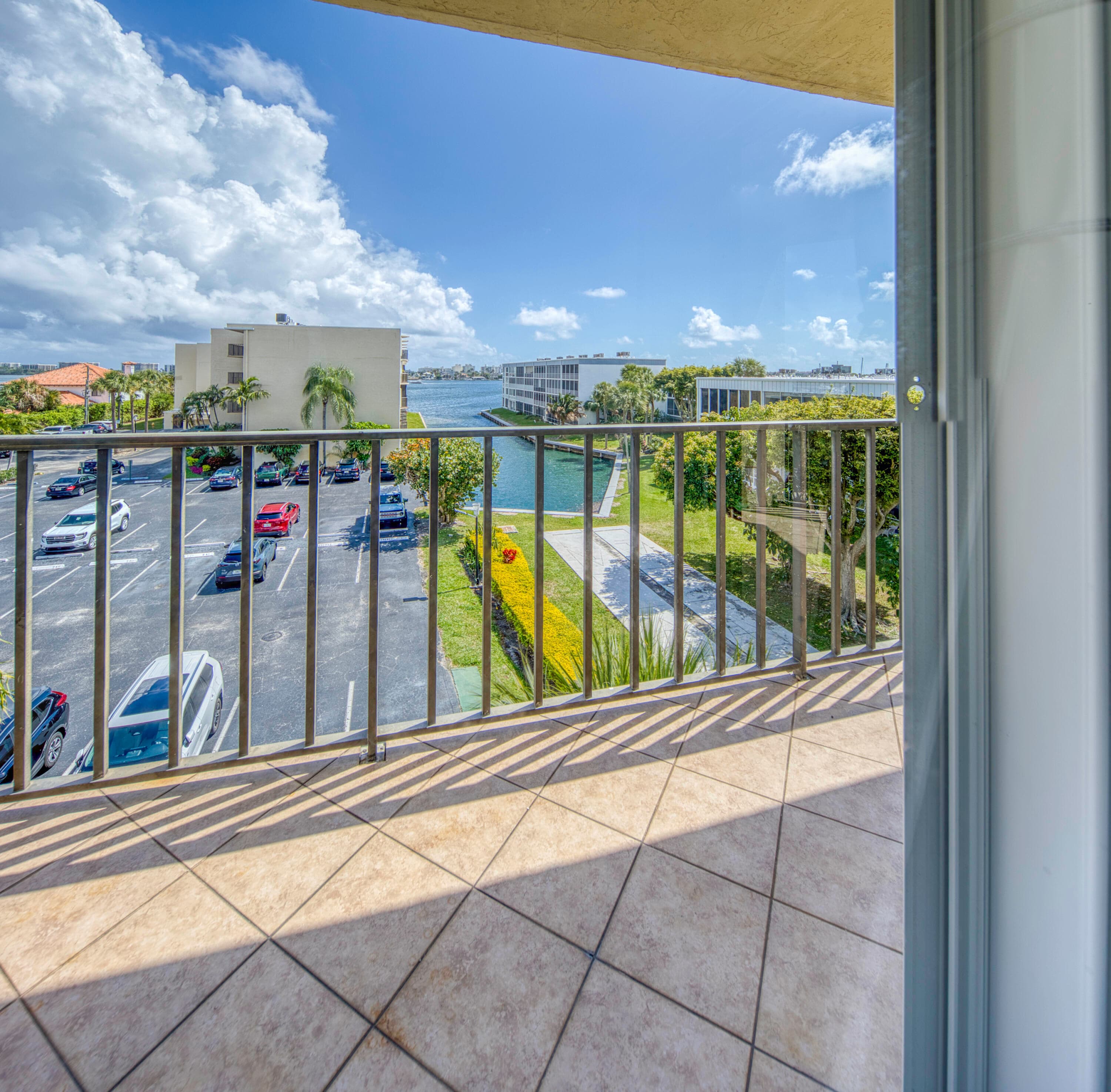 890 N Federal Highway 412, Lantana, FL 33462 4