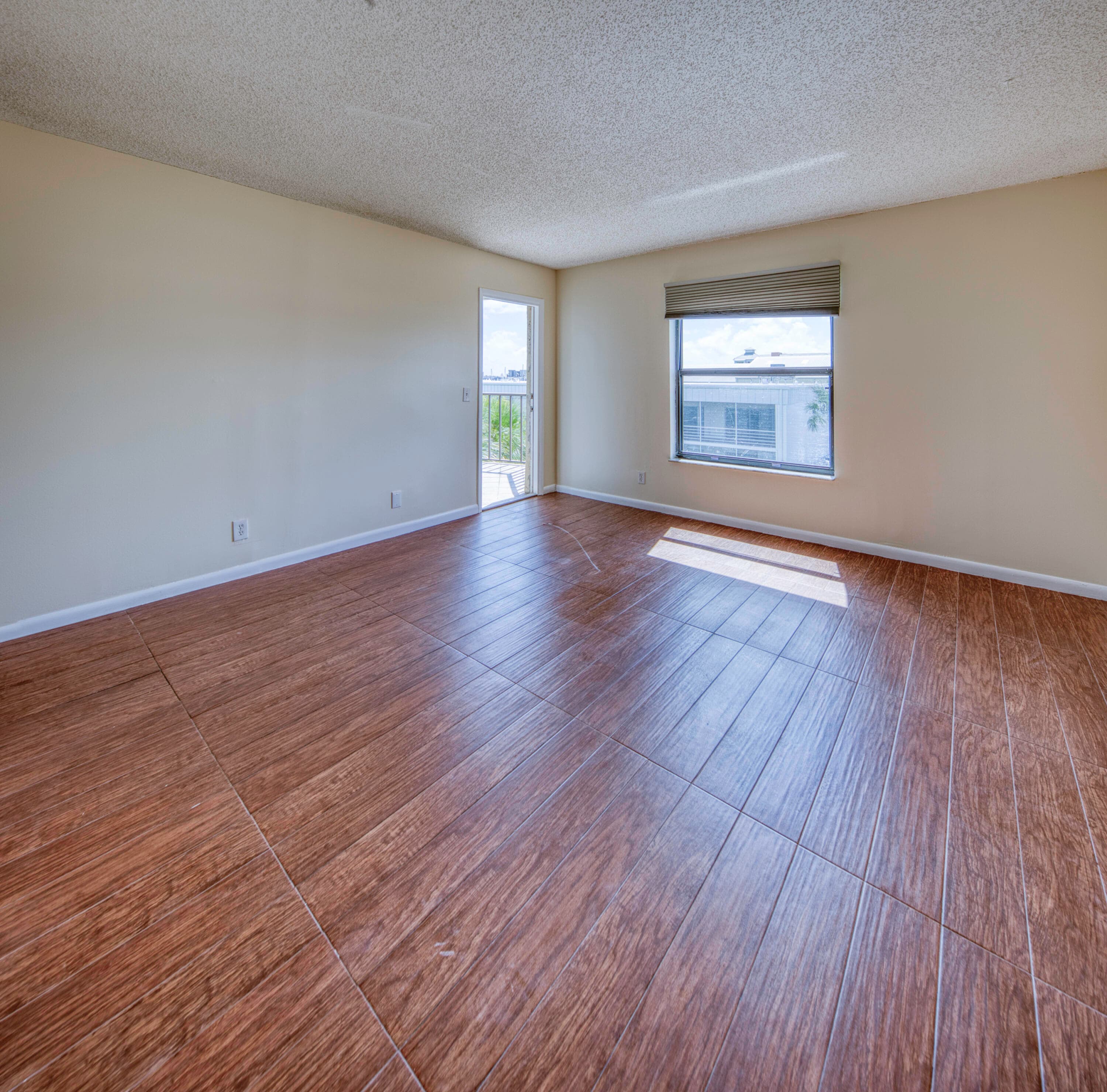 890 N Federal Highway 412, Lantana, FL 33462 27