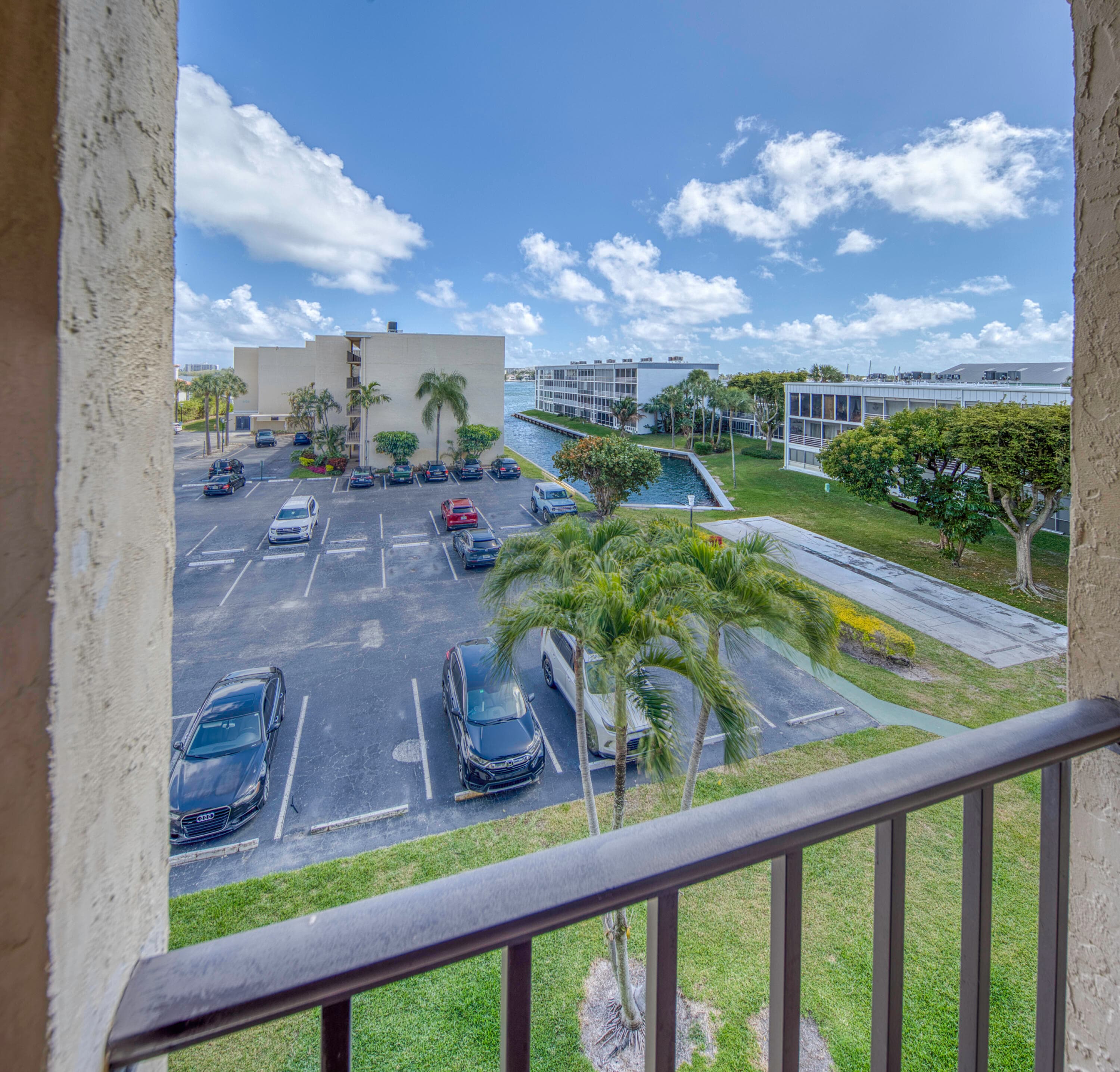 890 N Federal Highway 412, Lantana, FL 33462 30