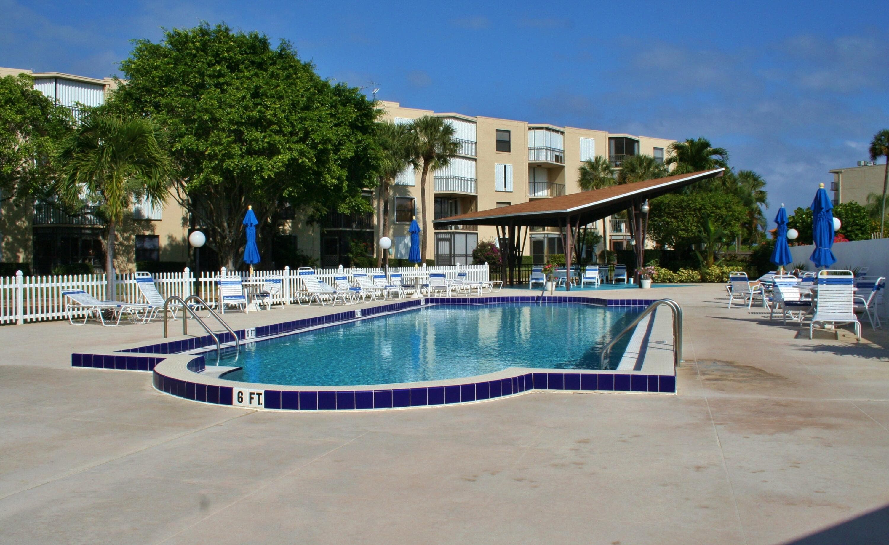 890 N Federal Highway 412, Lantana, FL 33462 35