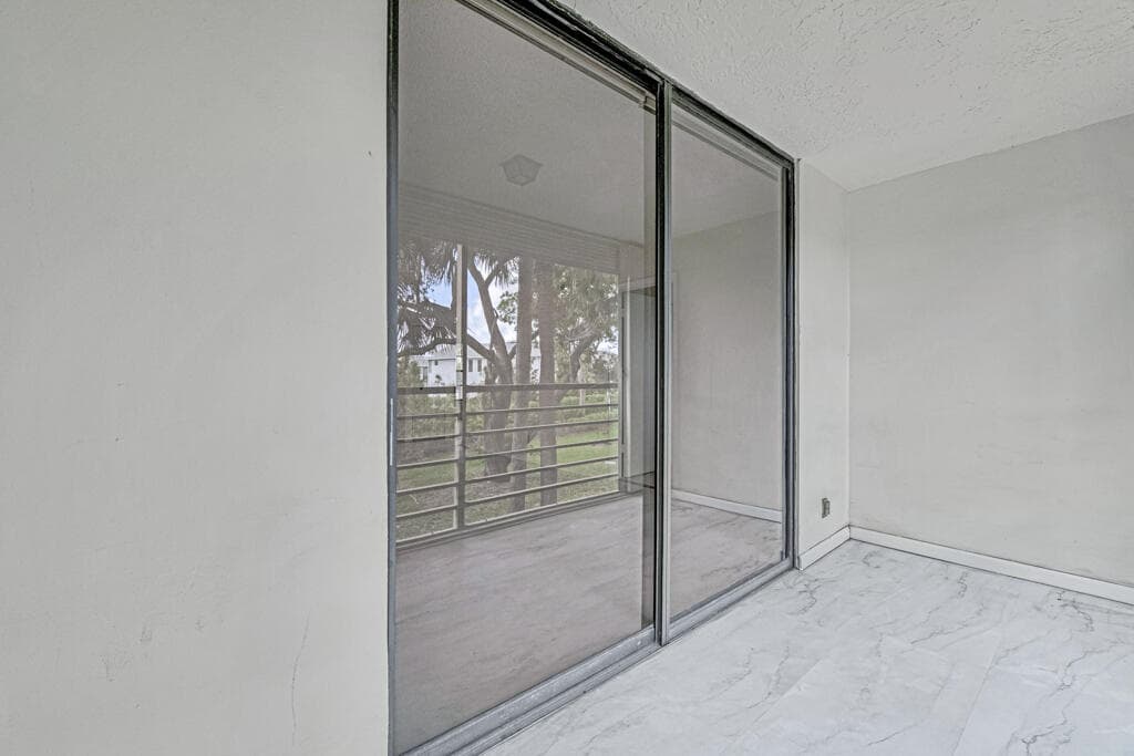 4640 Lucerne Lakes Boulevard 206, Lake Worth, FL 33467 26