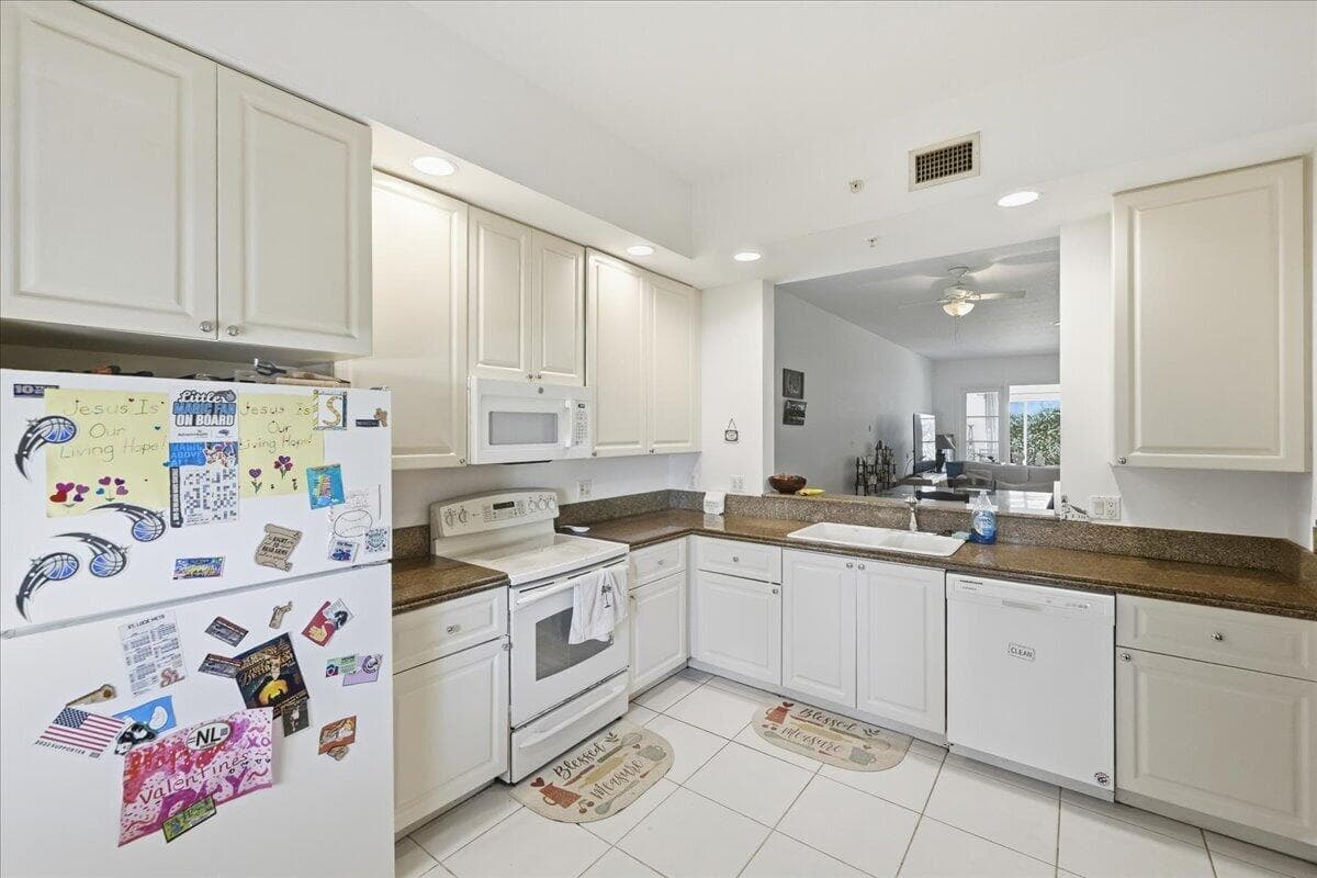 36 Harbour Isle Drive W 106, Fort Pierce, FL 34949 13