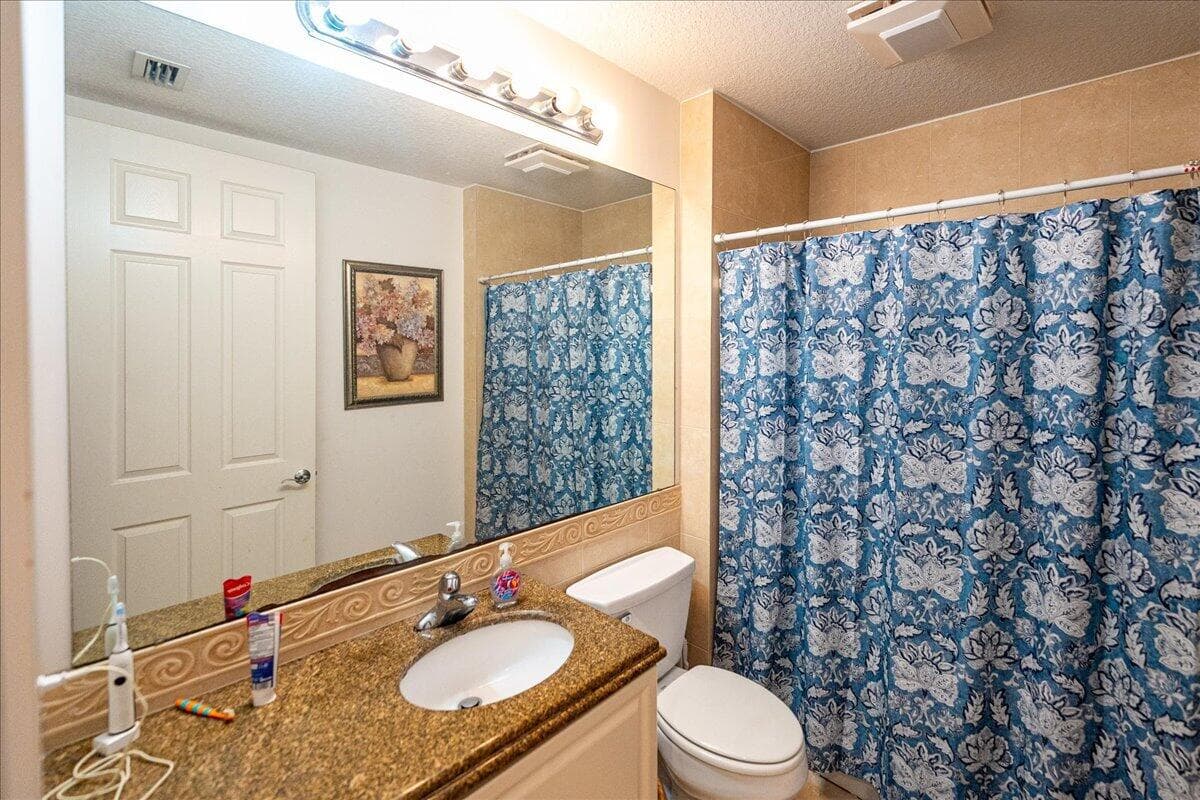 36 Harbour Isle Drive W 106, Fort Pierce, FL 34949 22