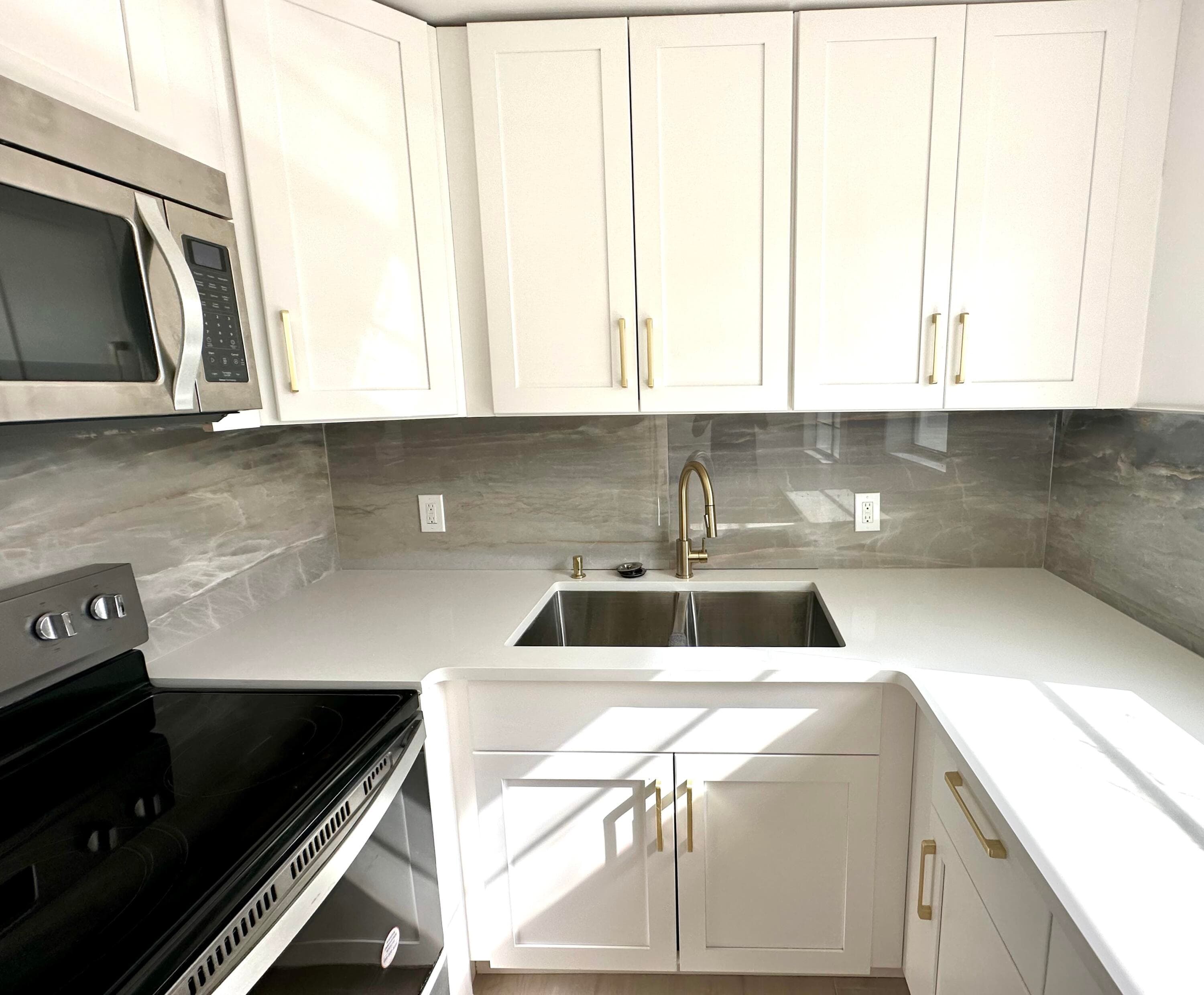 121 Sheffield F, West Palm Beach, FL 33417 2
