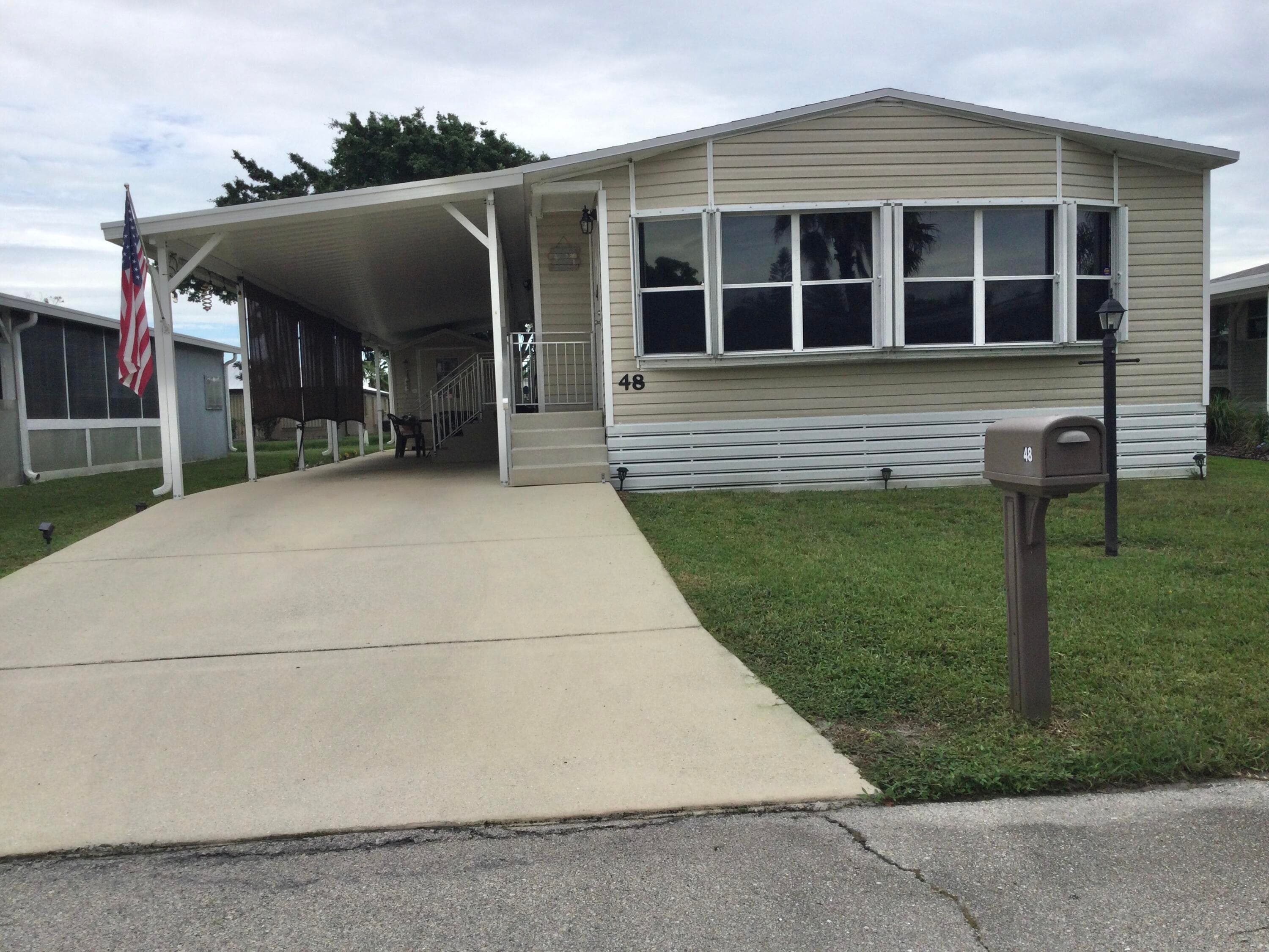 48 Del Prado Street, Port St. Lucie, FL 34952