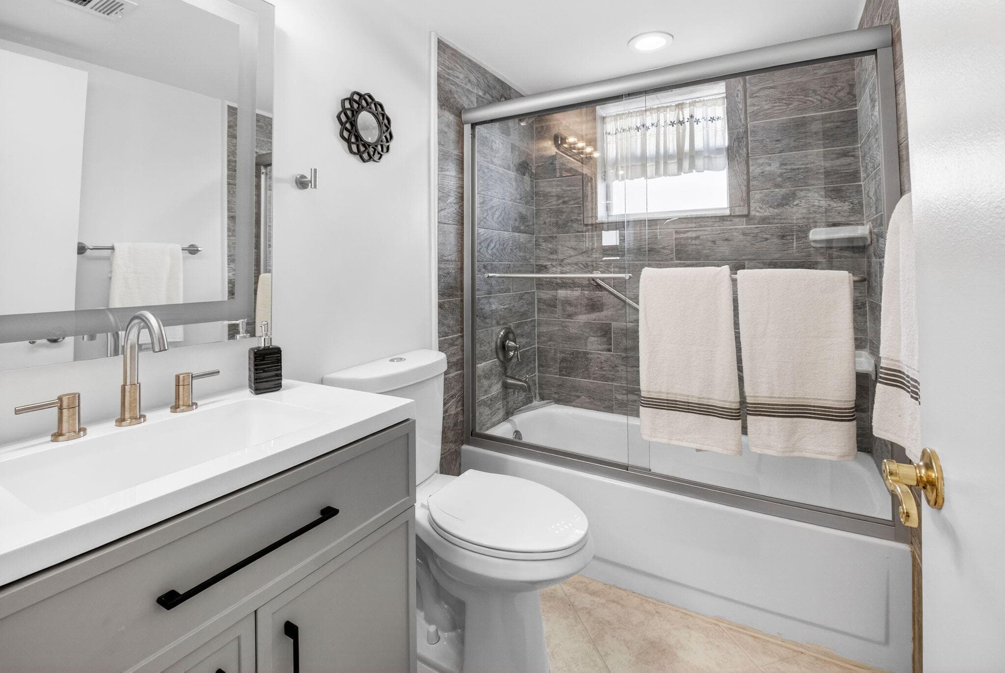 173 Flanders D 173, Delray Beach, FL 33484 30
