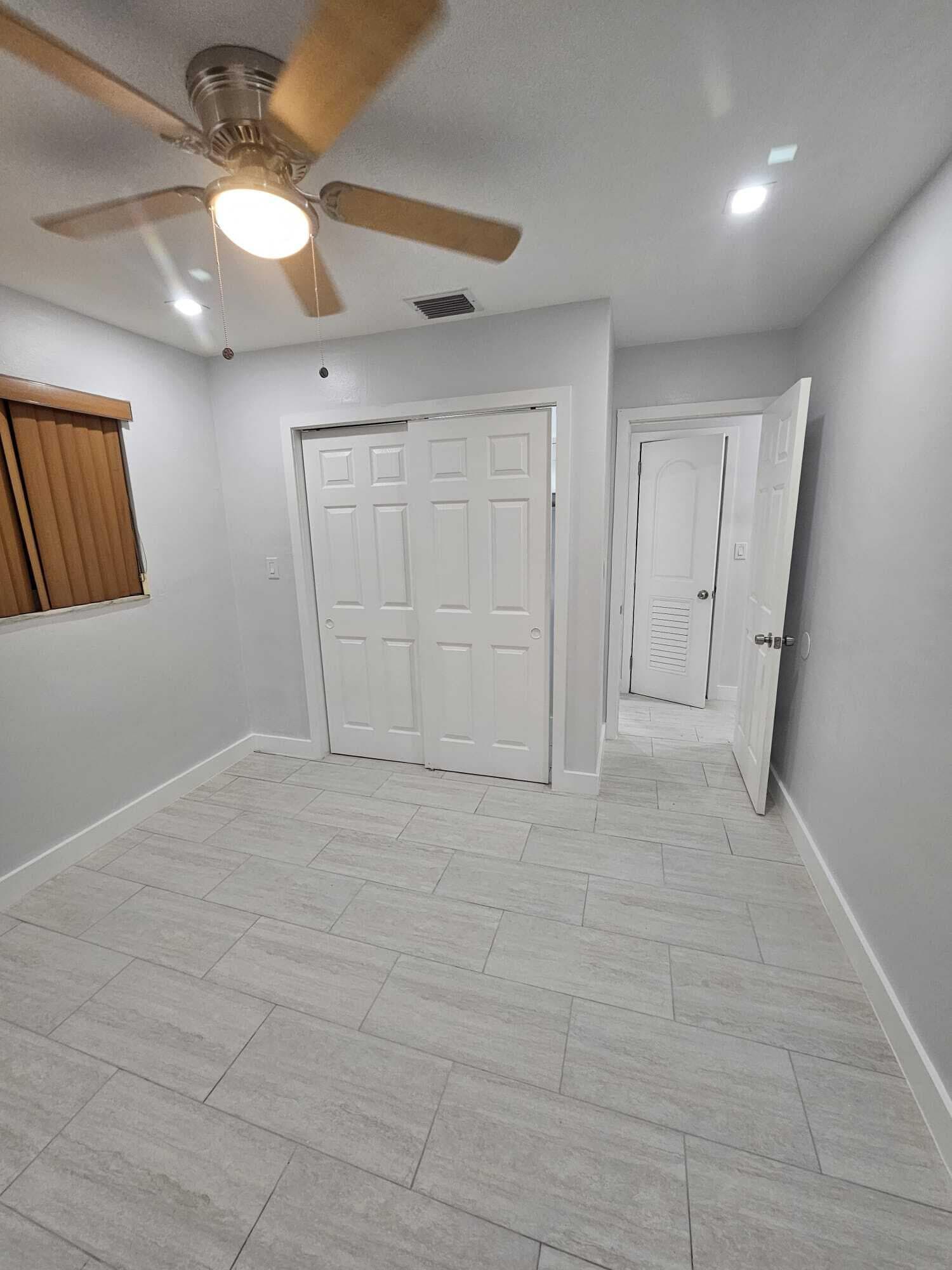 2030 SW 41st Avenue 3, Fort Lauderdale, FL 33317 9