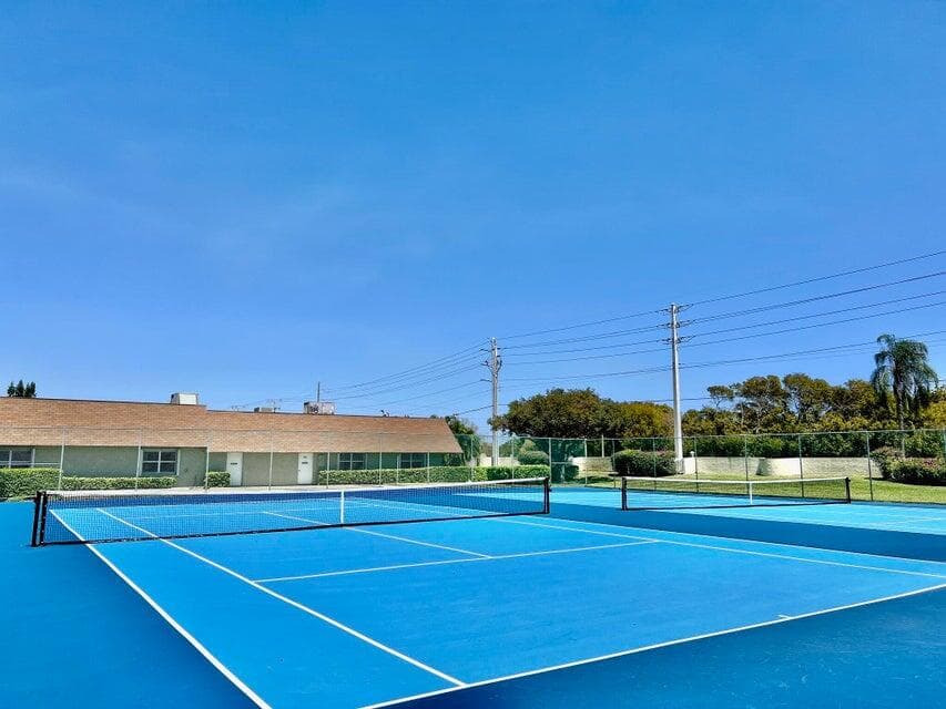 1740 NW 19th Terrace 202, Delray Beach, FL 33445 27
