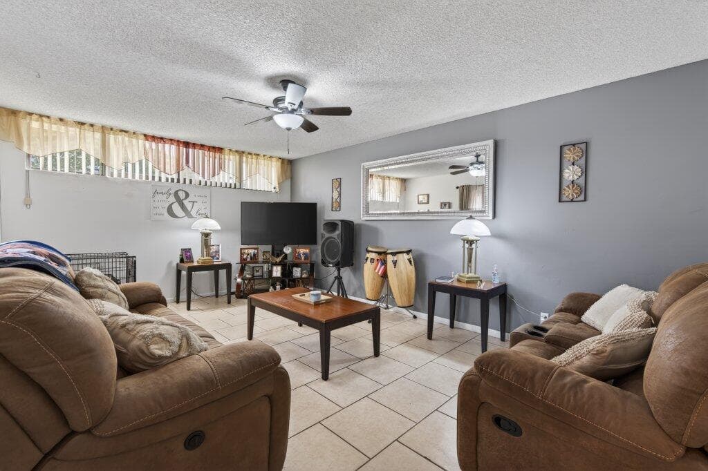 3838 Victoria Drive, West Palm Beach, FL 33406 14