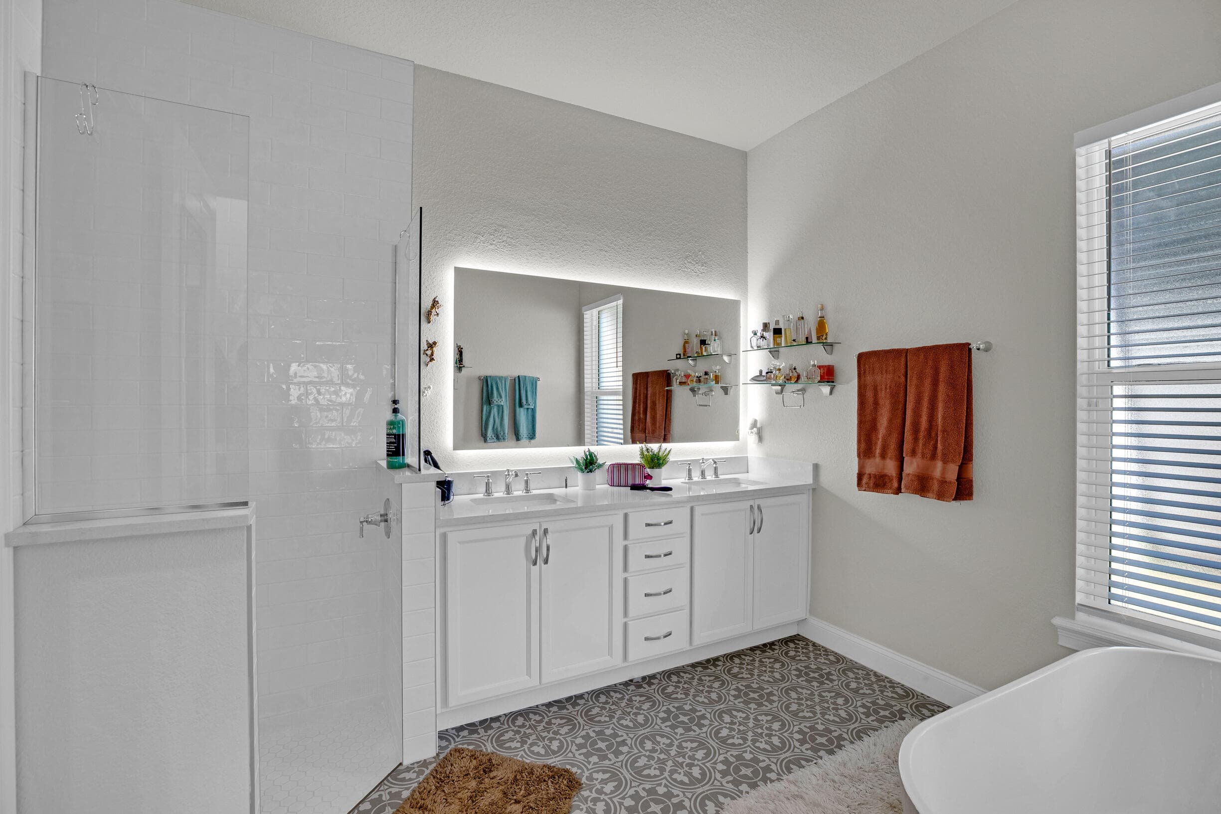 4160 Negal Circle, Melbourne, FL 32901 33