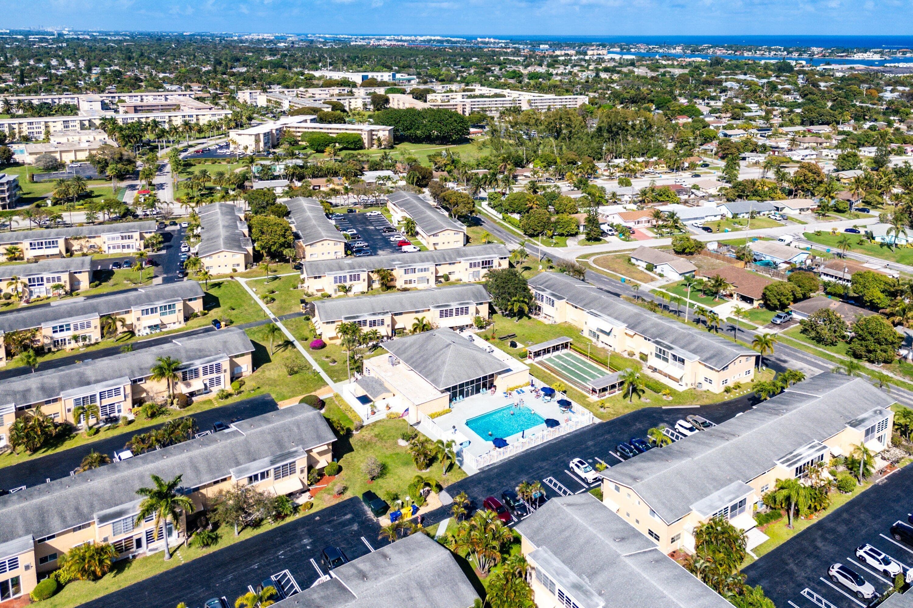 2191 NE 1st Court 202, Boynton Beach, FL 33435 42