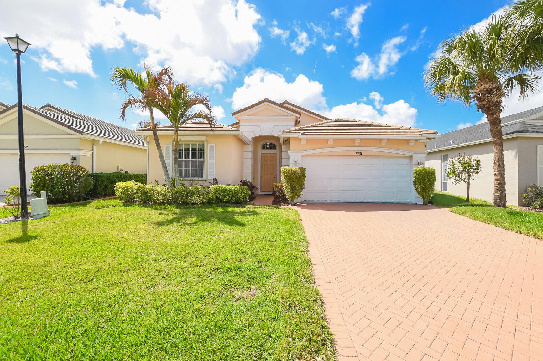 350 SW Lake Forest Way, Port St. Lucie, FL 34986