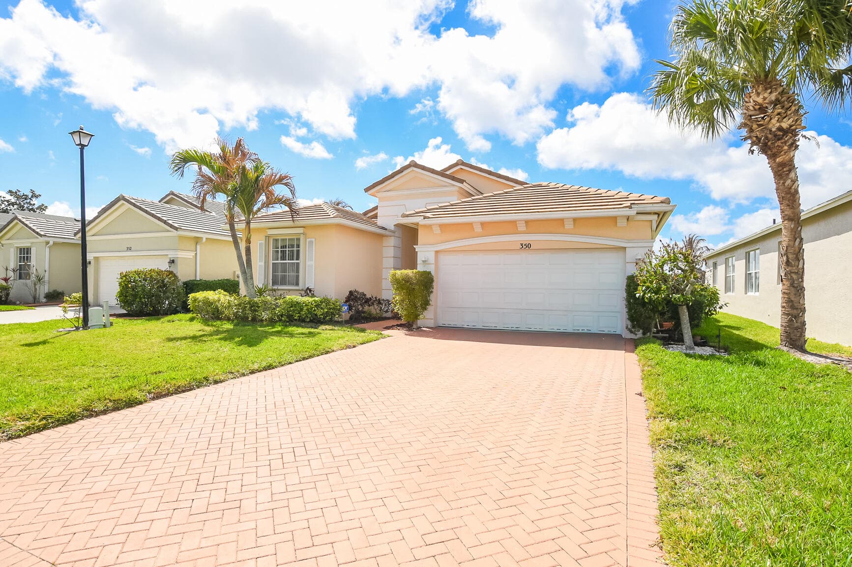 350 SW Lake Forest Way, Port St. Lucie, FL 34986 2