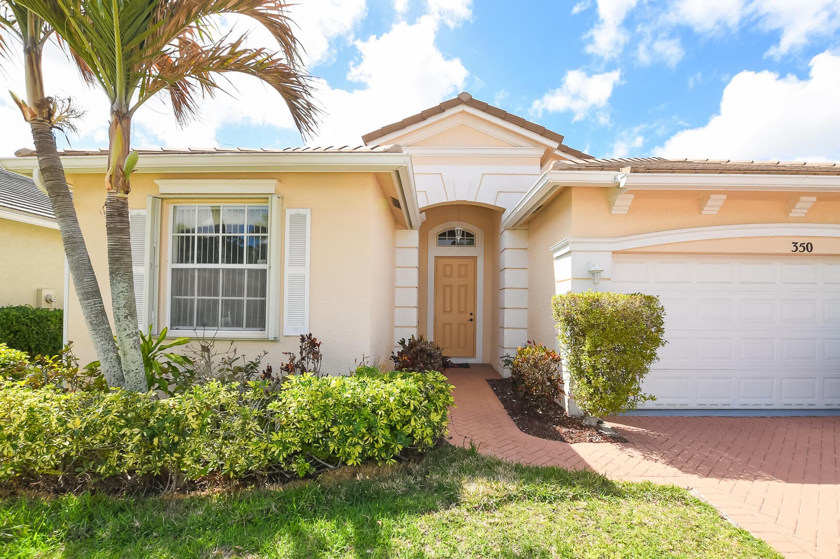 350 SW Lake Forest Way, Port St. Lucie, FL 34986 3